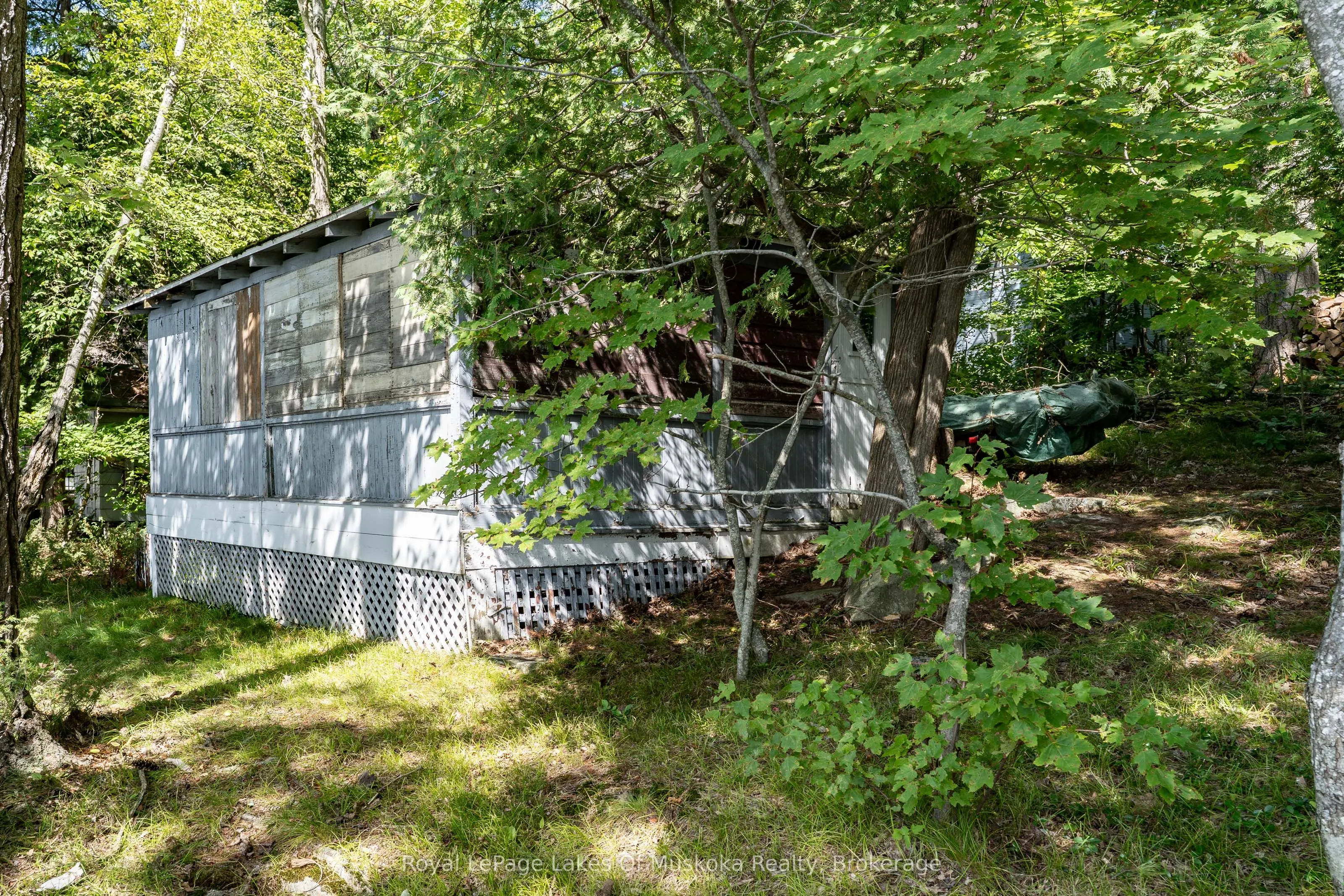 1106 Clear Lake Road