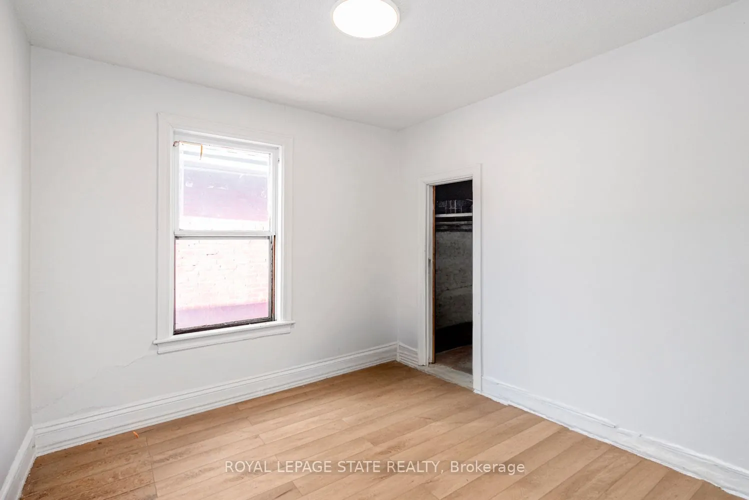39 Arthur Avenue N