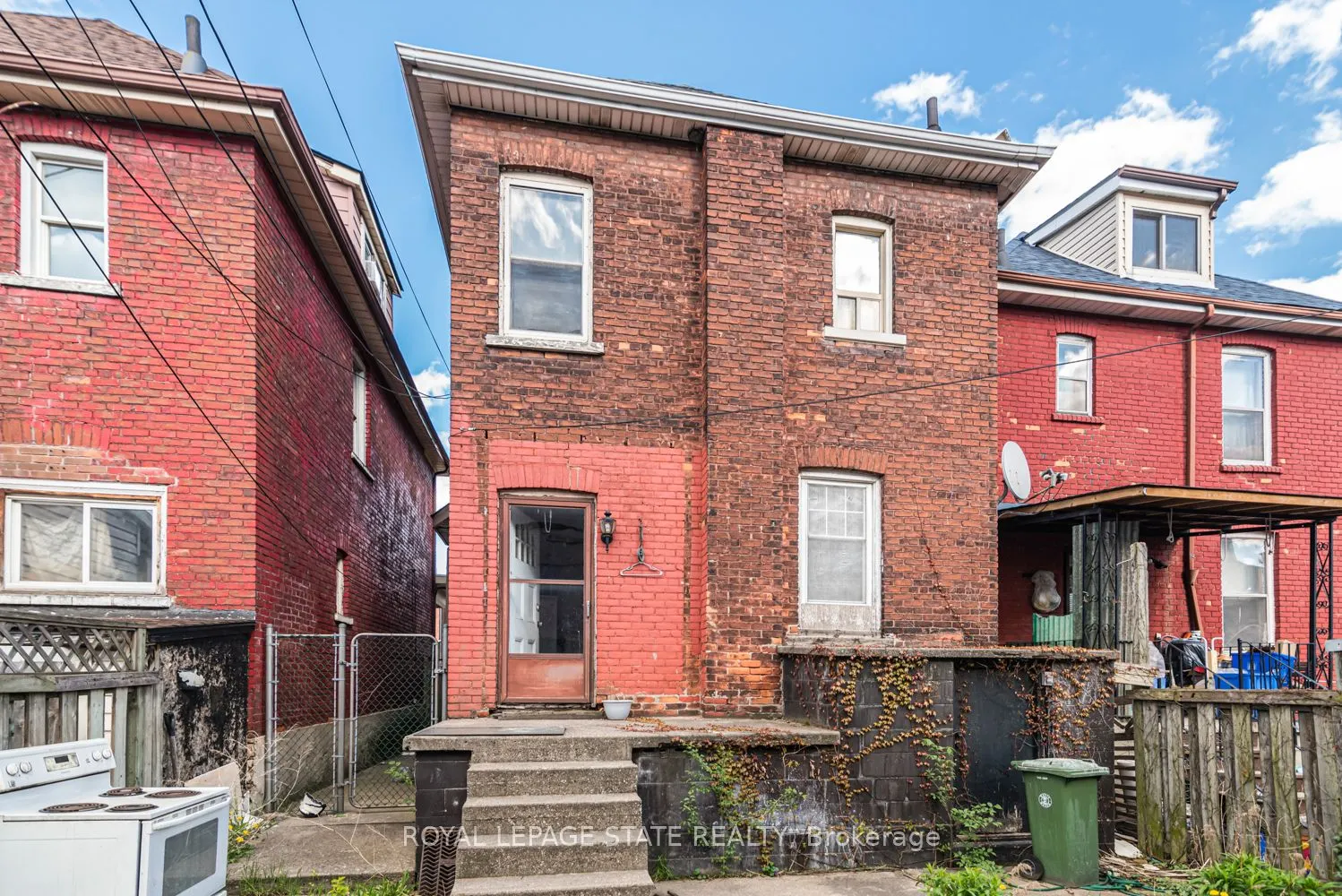 39 Arthur Avenue N
