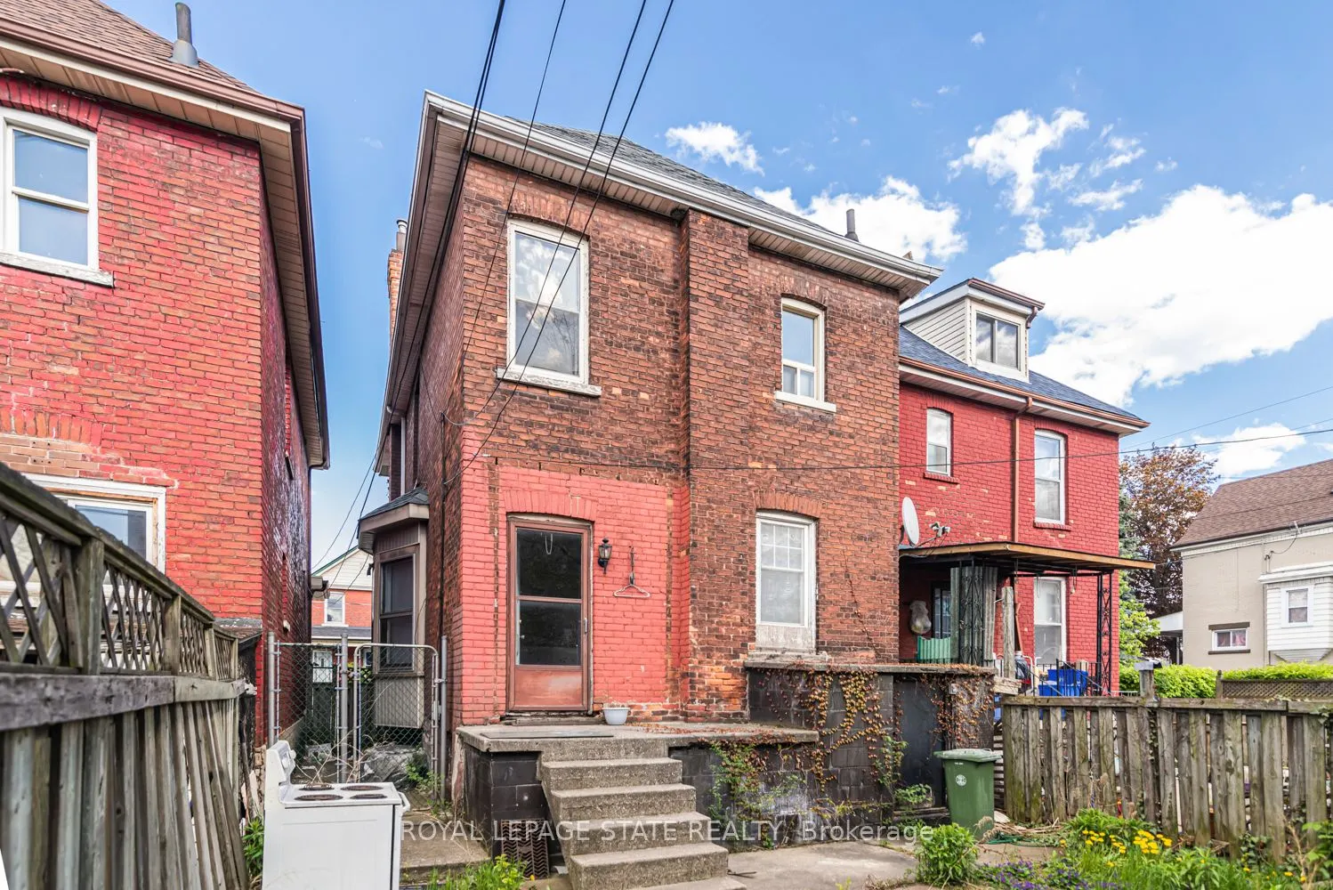 39 Arthur Avenue N