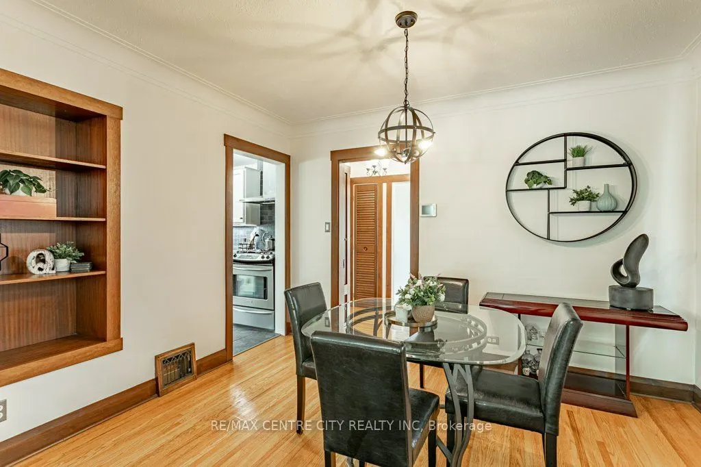 123 1/2 Myrtle Street