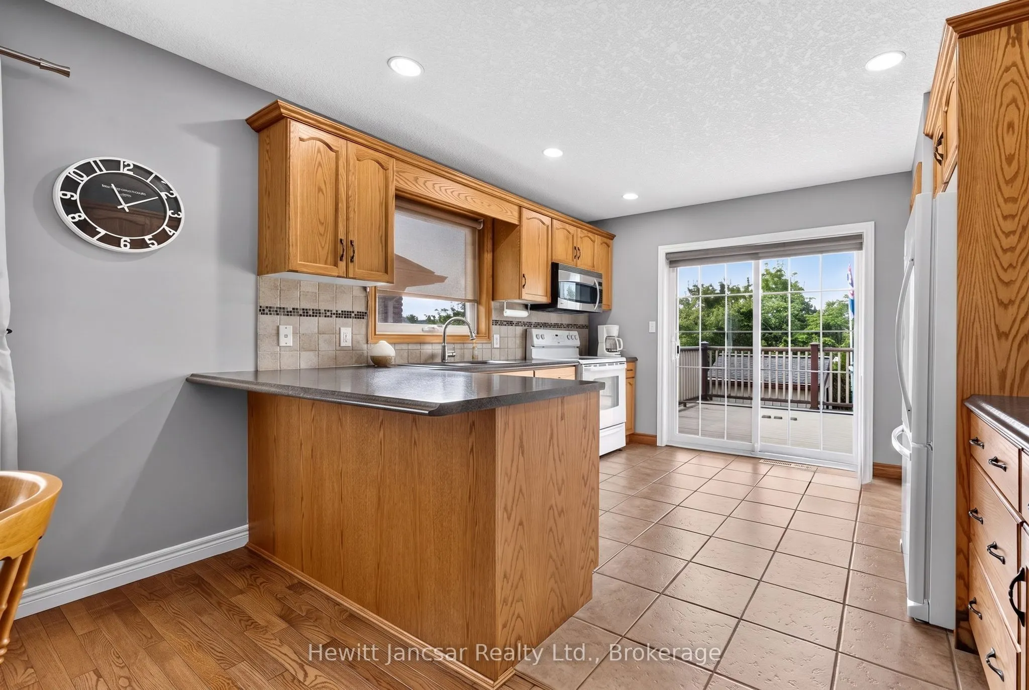 106 Kingfisher Avenue