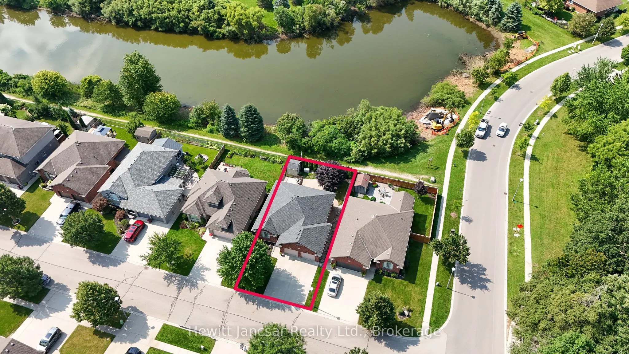 106 Kingfisher Avenue