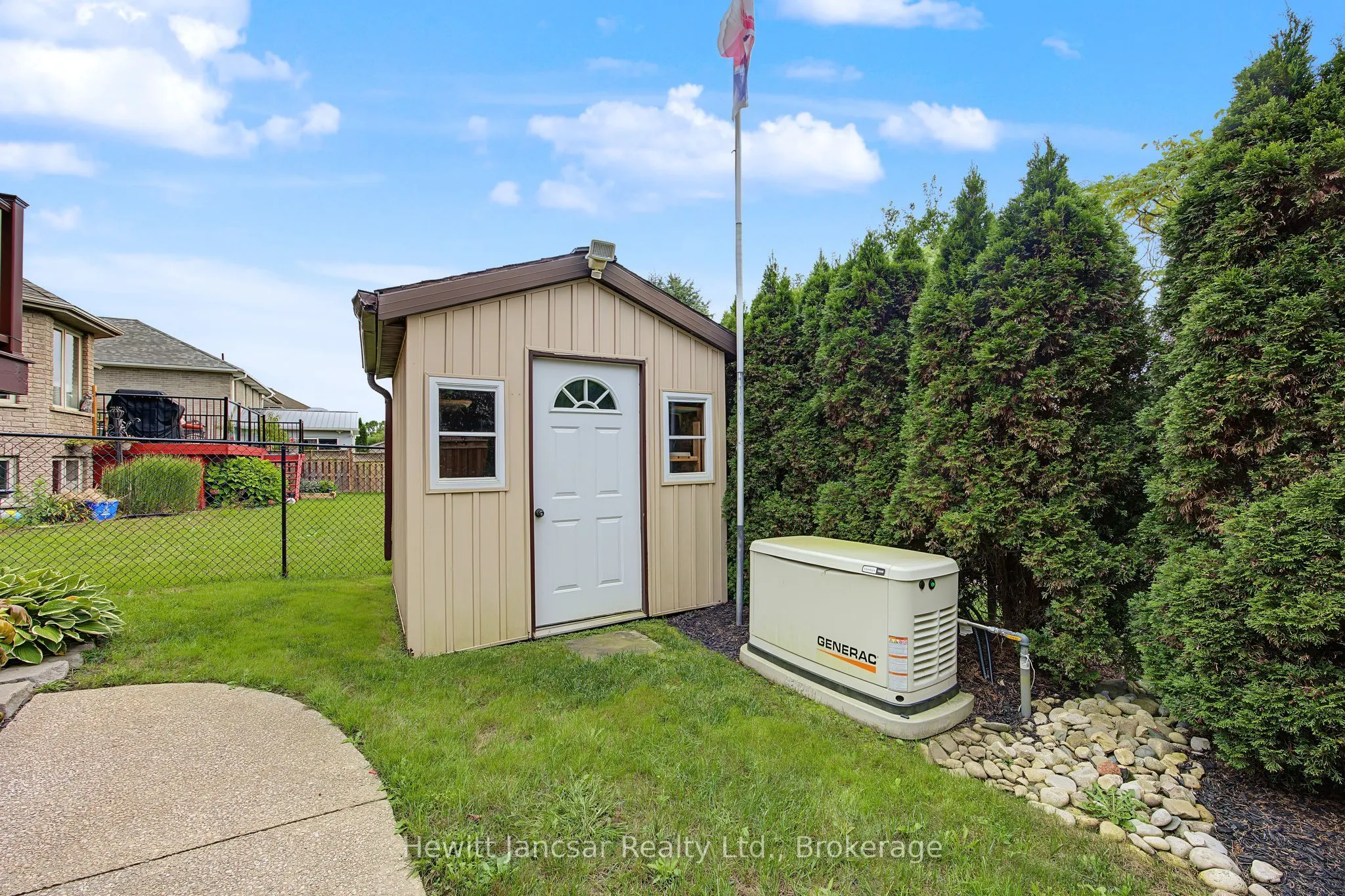 106 Kingfisher Avenue