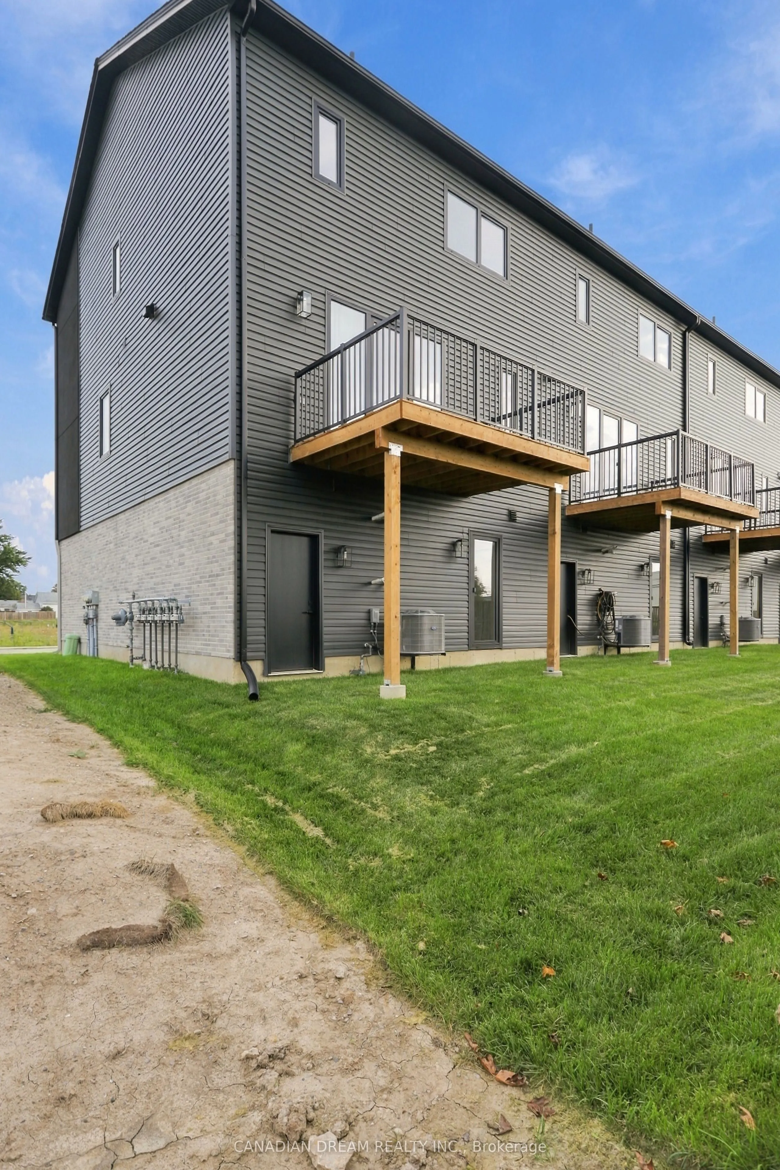 2927 PETTY Road #66