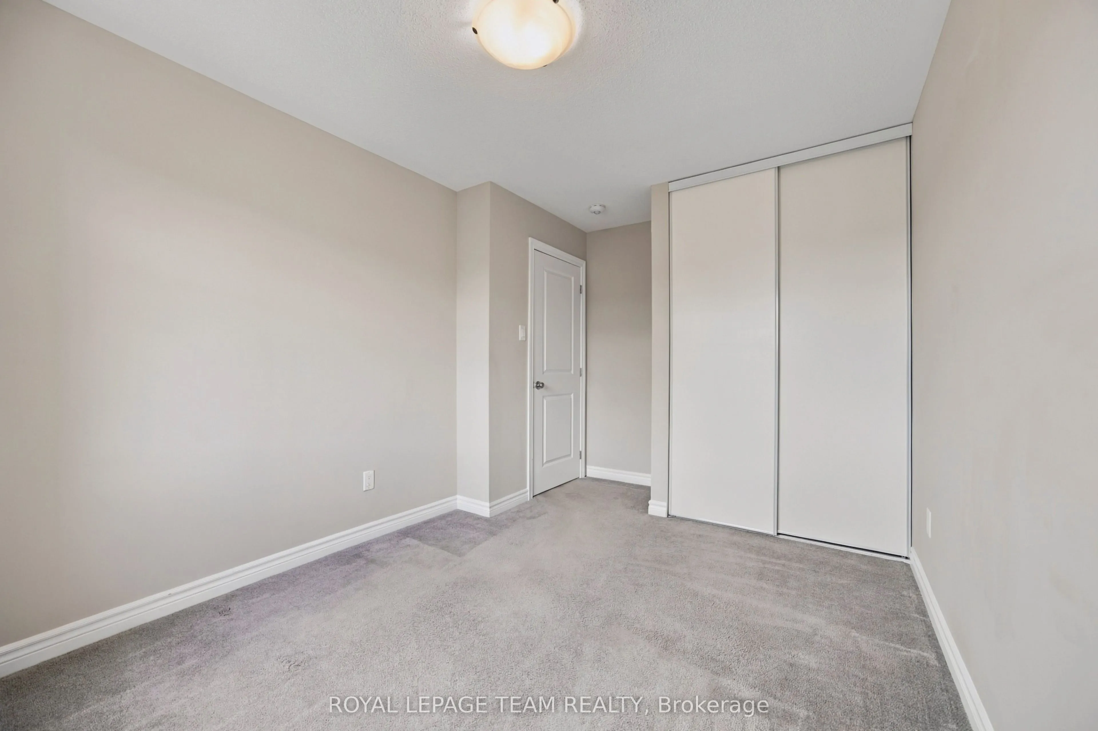183 Bandelier Way