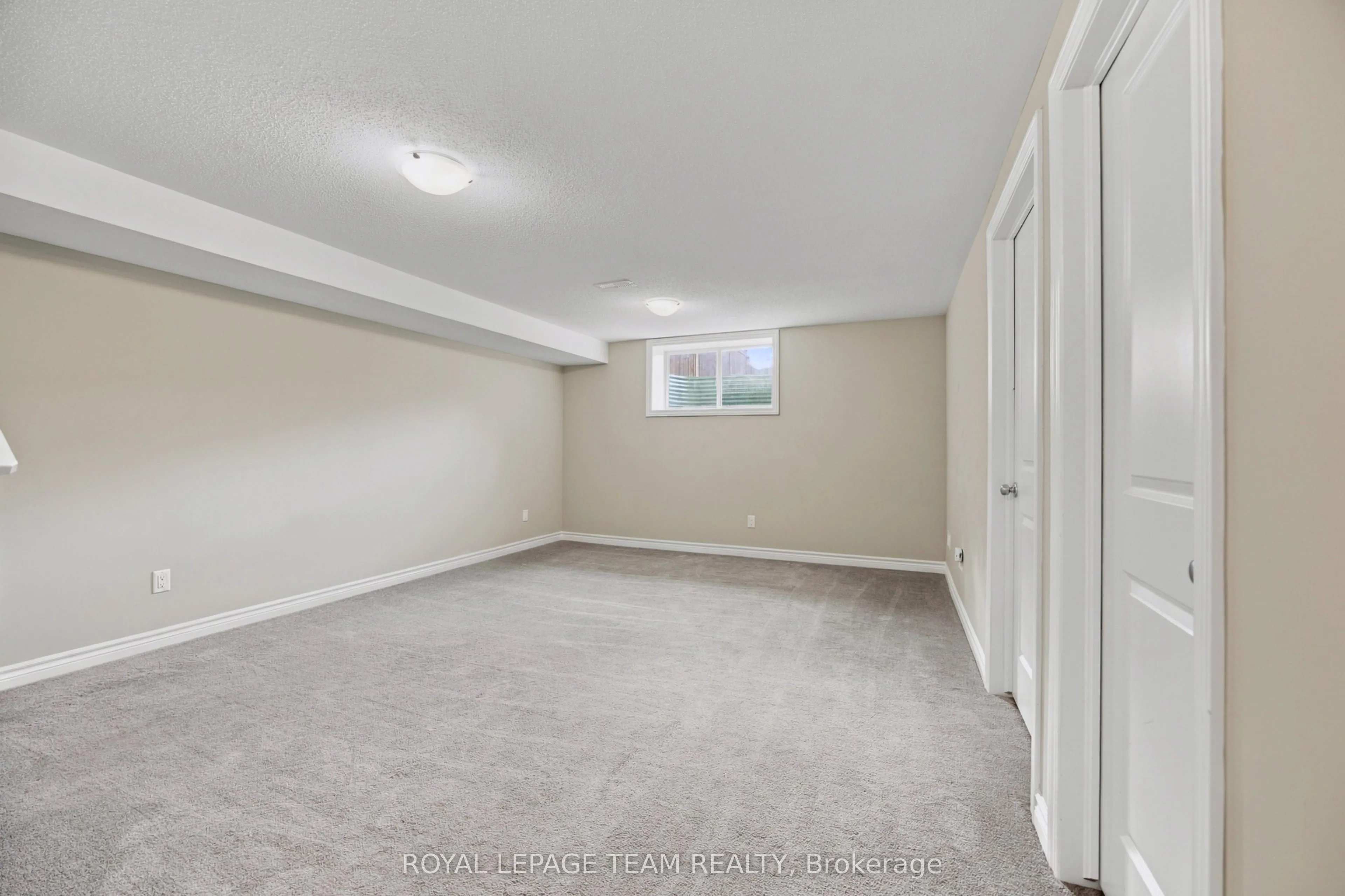 183 Bandelier Way