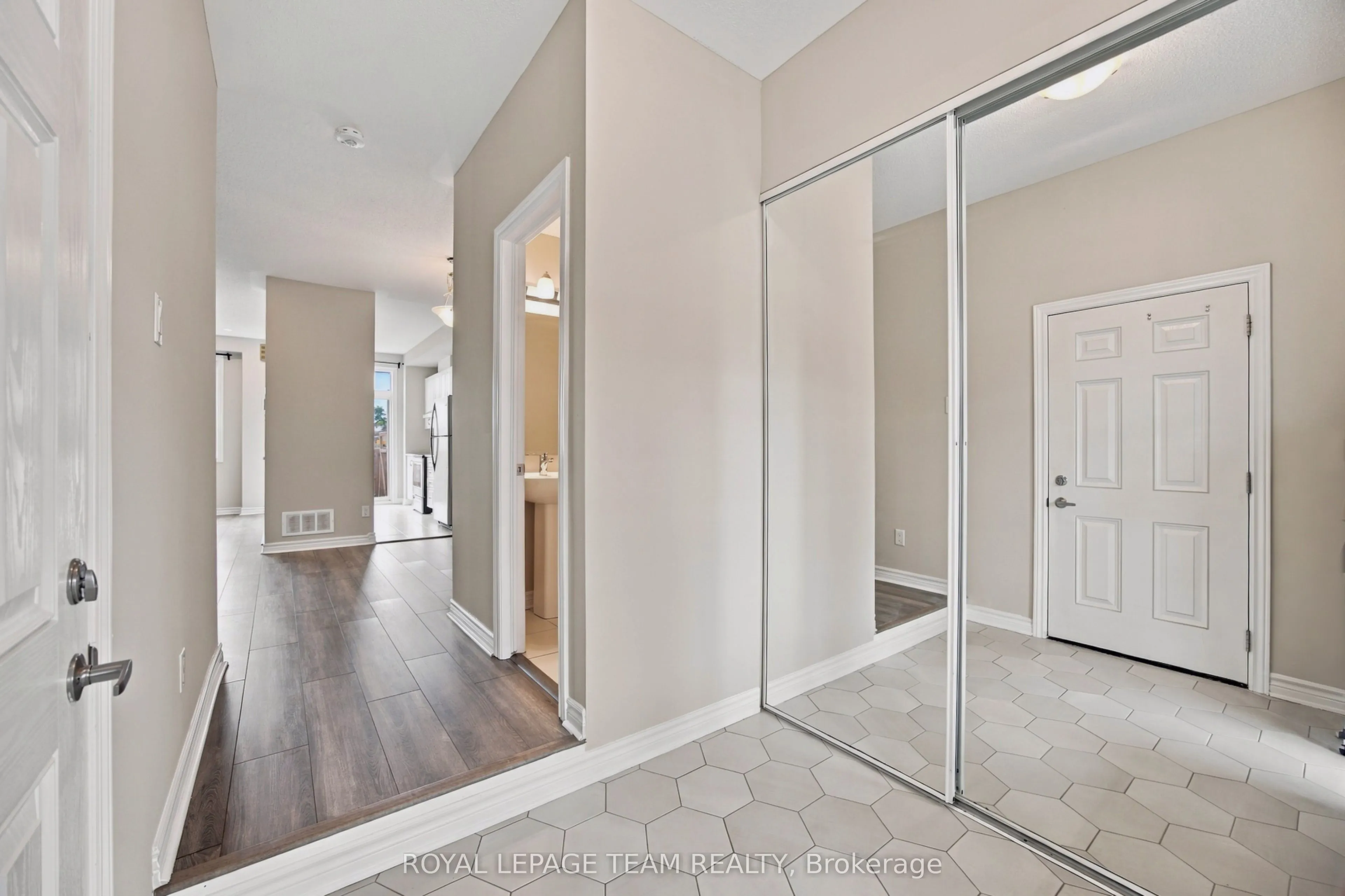 183 Bandelier Way