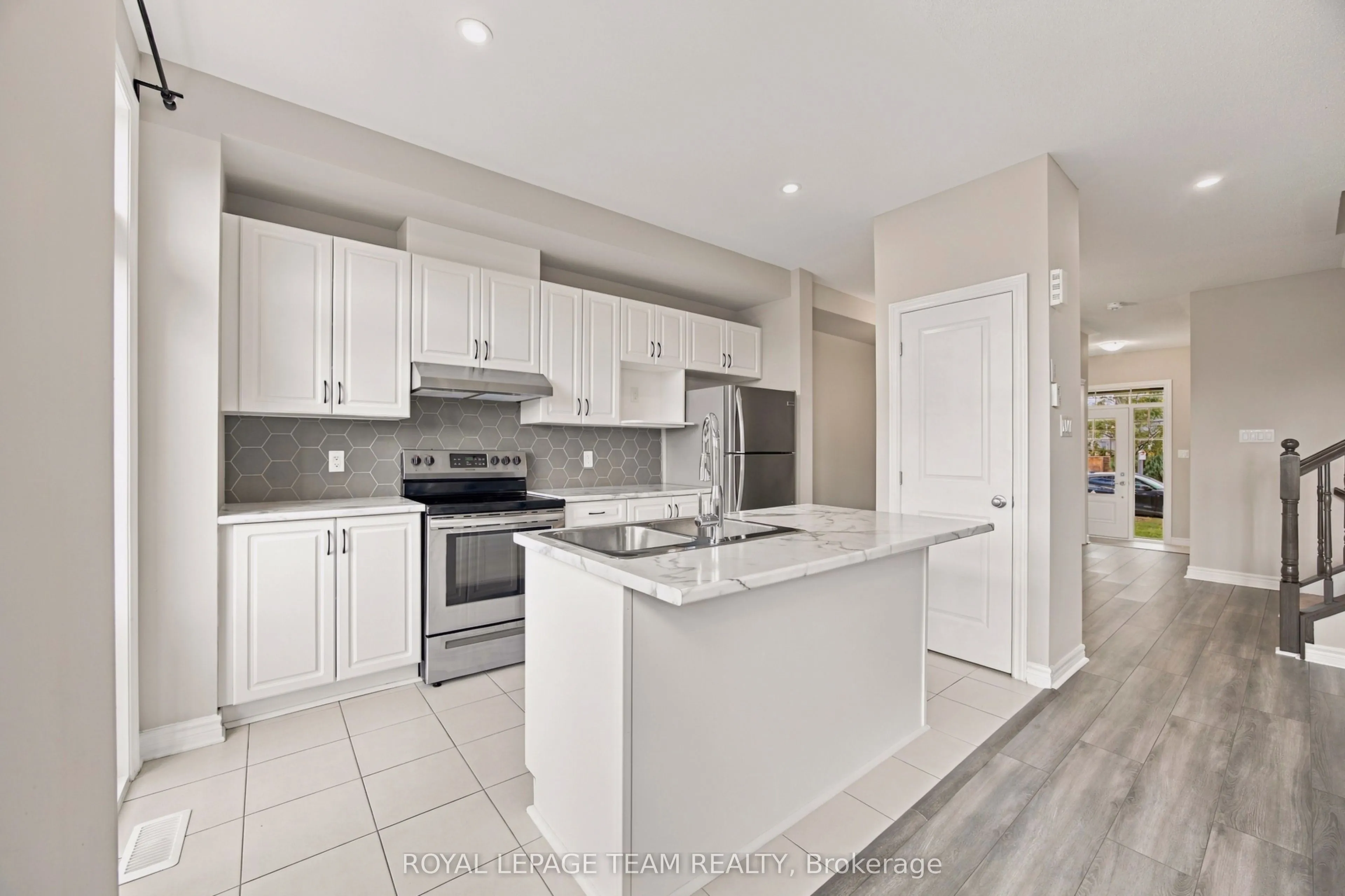 183 Bandelier Way
