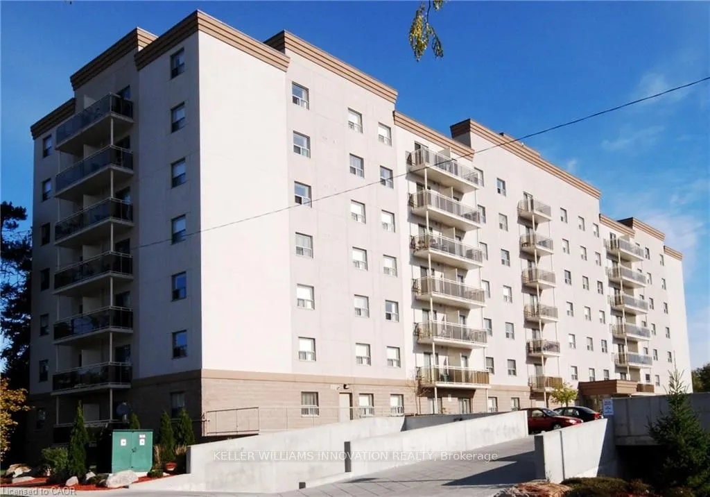 736 Old Albert Street #403