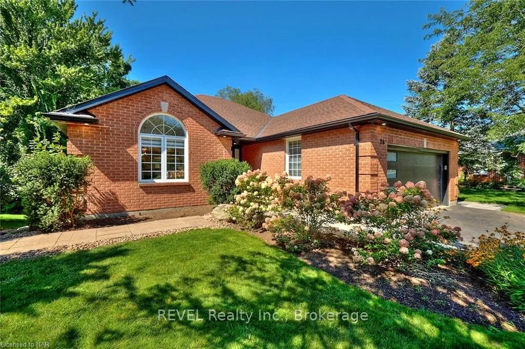 26 Oakridge Boulevard