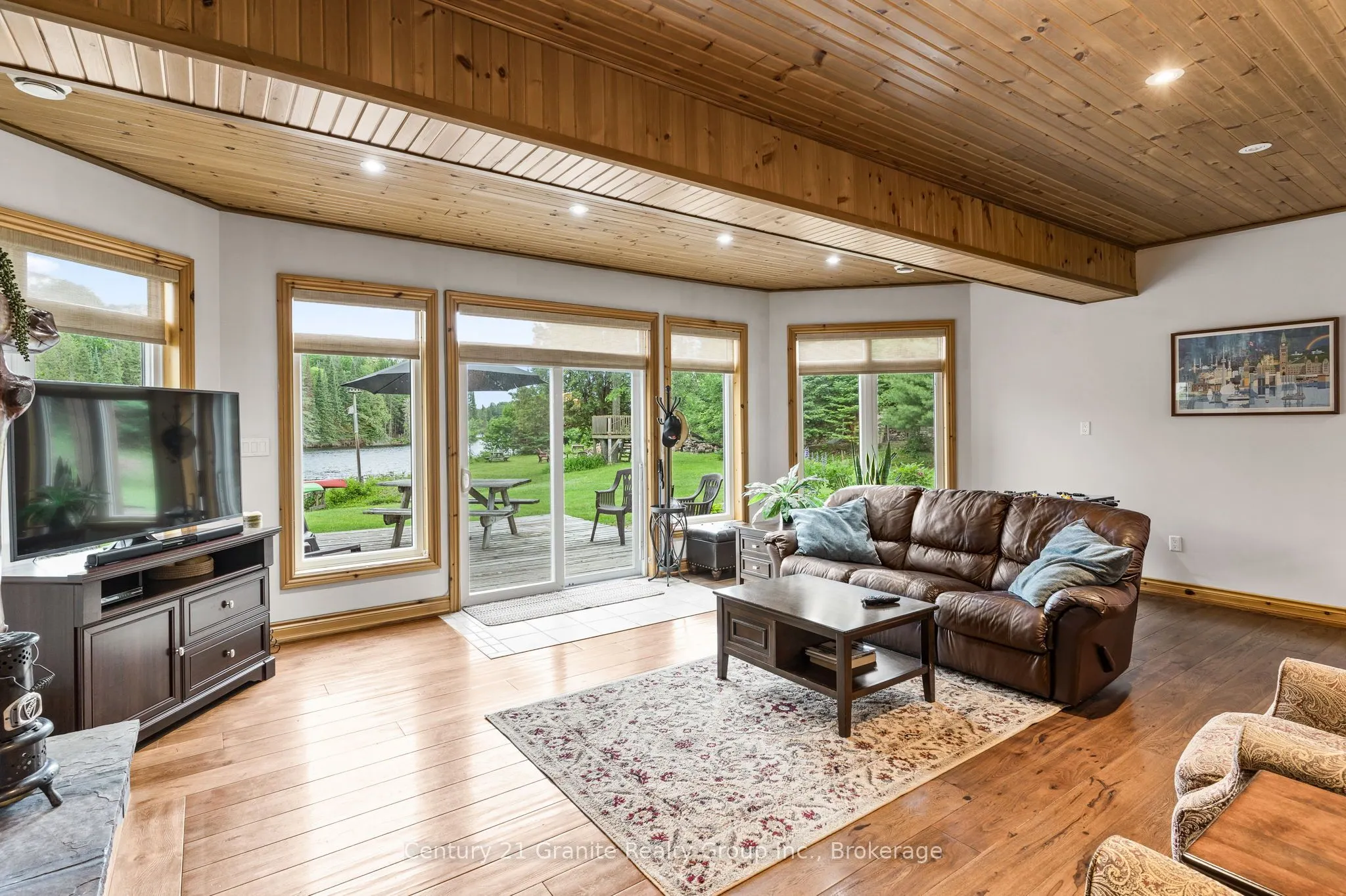 1003 Pontiac Drive