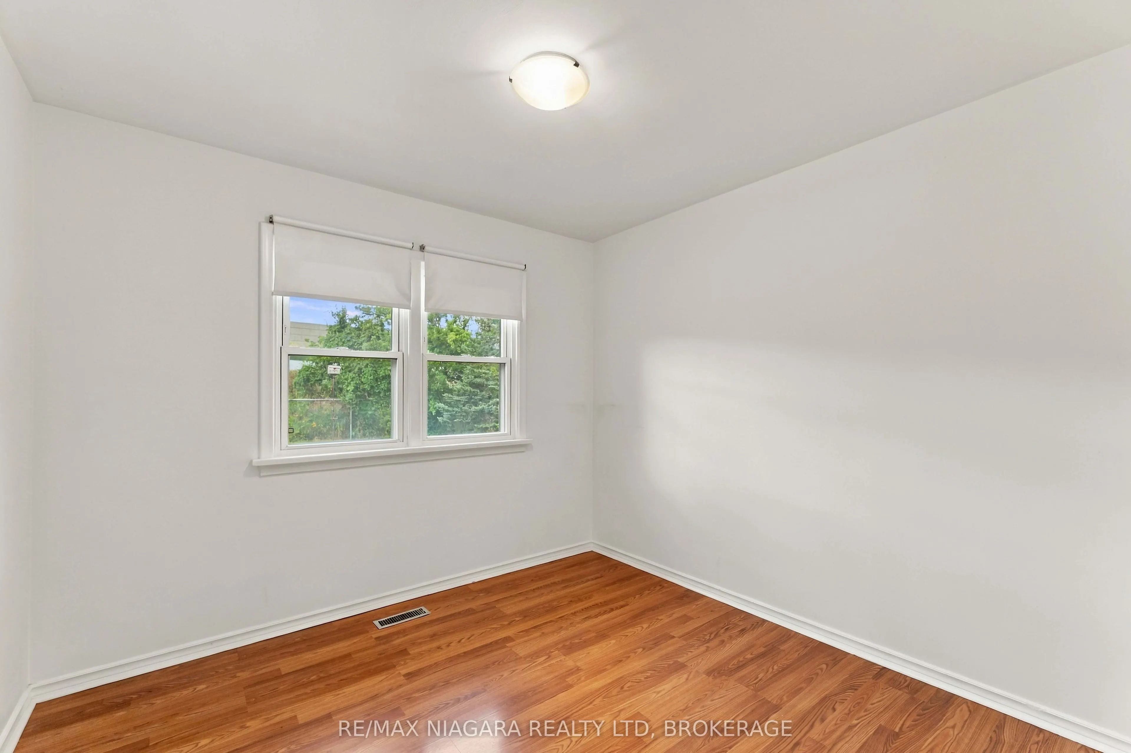 29 Glengarry Road