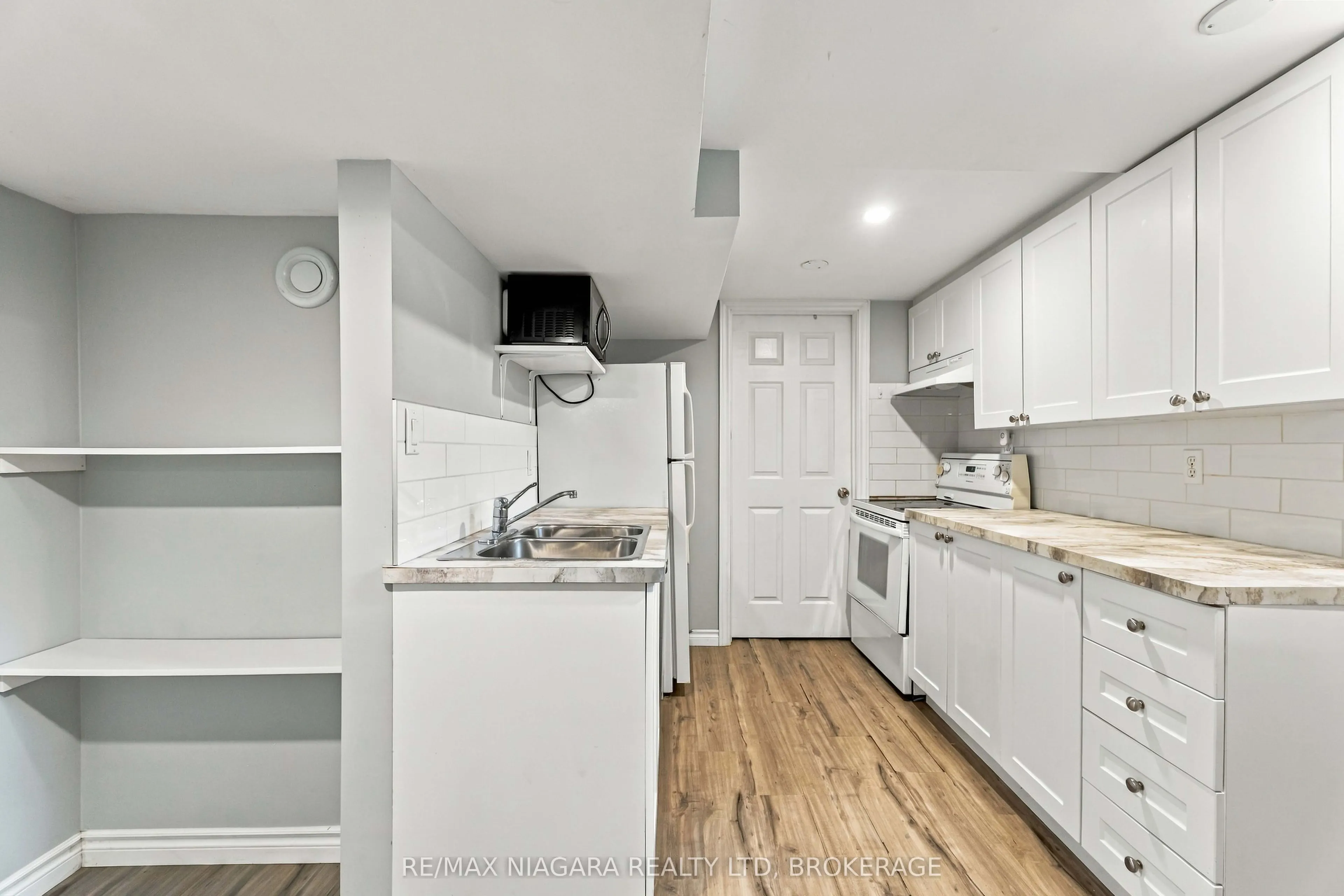 29 Glengarry Road