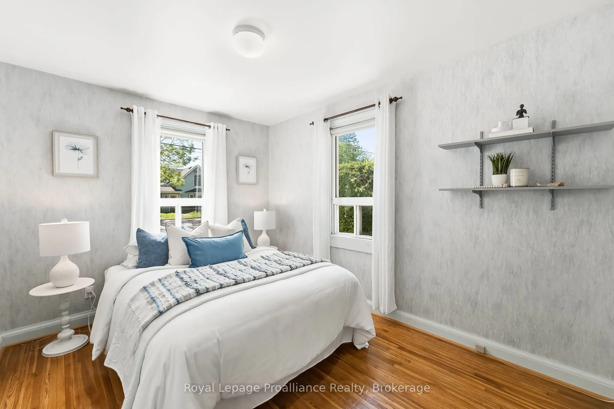 29 Bramley Street S