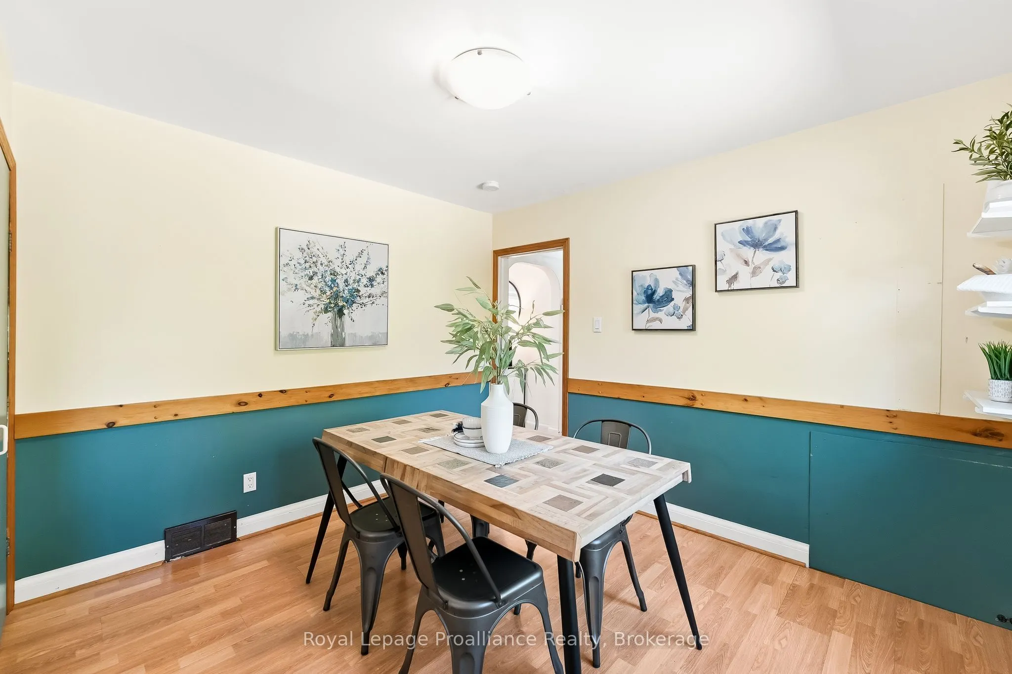 29 Bramley Street S