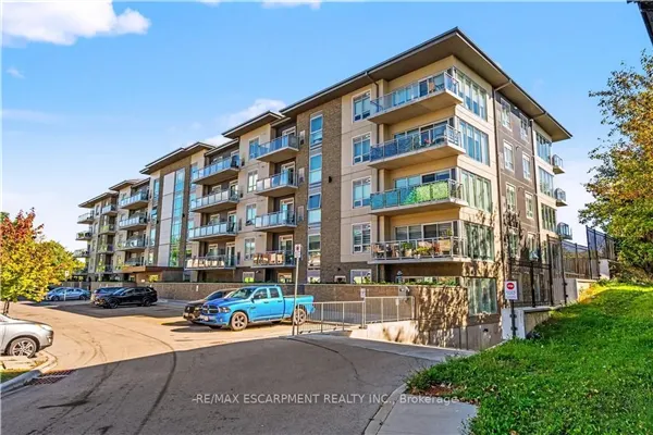 16 MARKLE Crescent