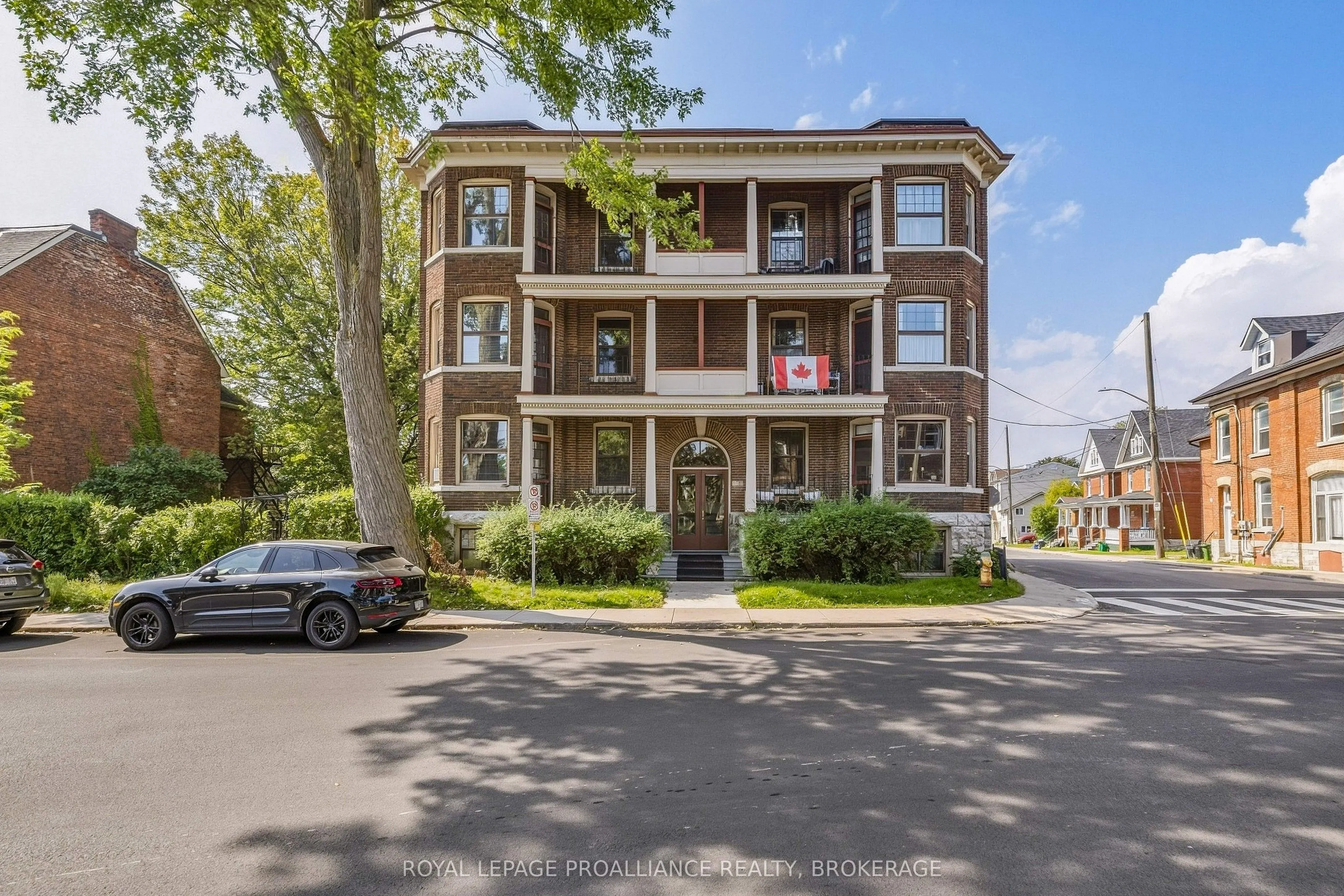 244 Barrie Street #5