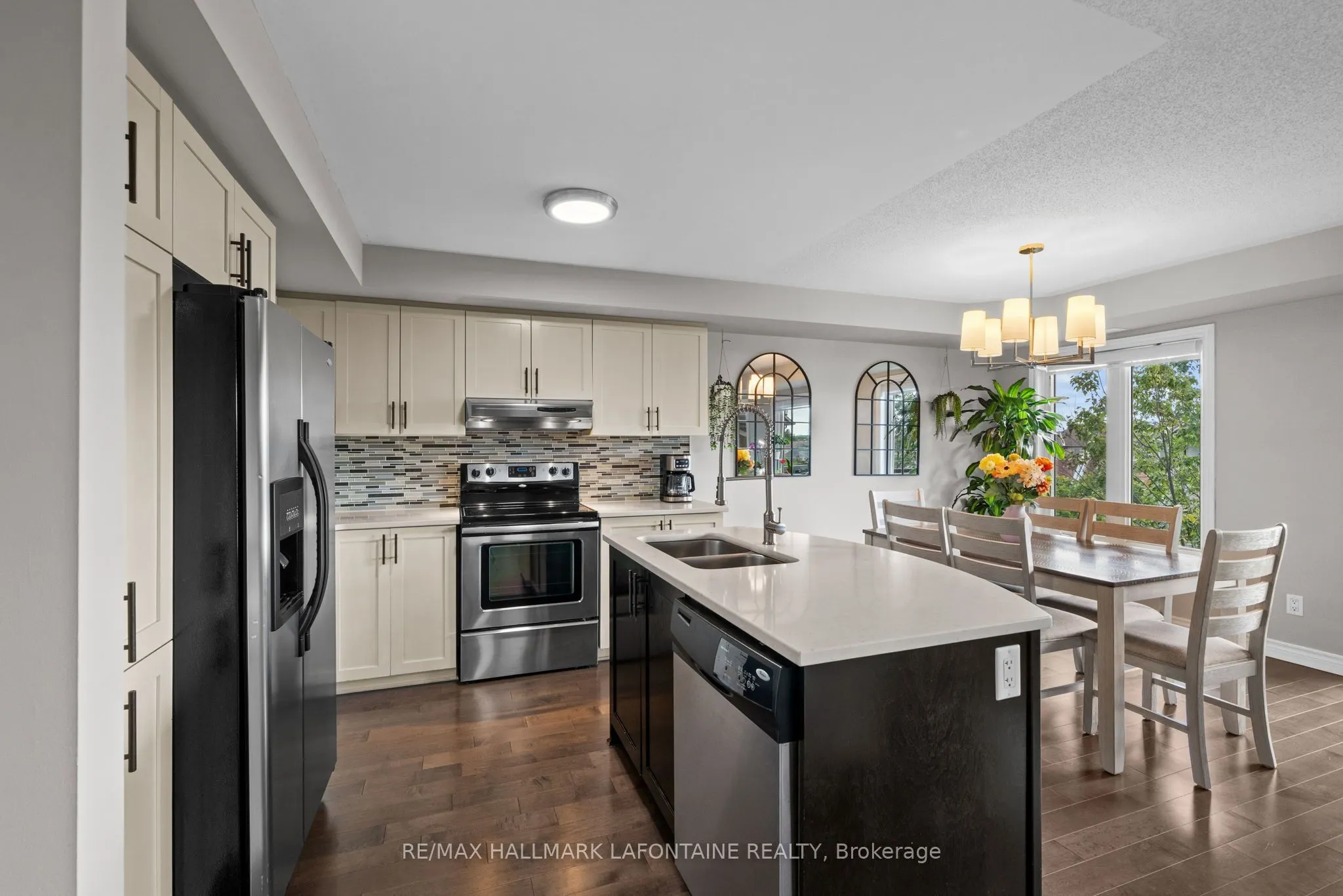 585 Stonefield Private #7