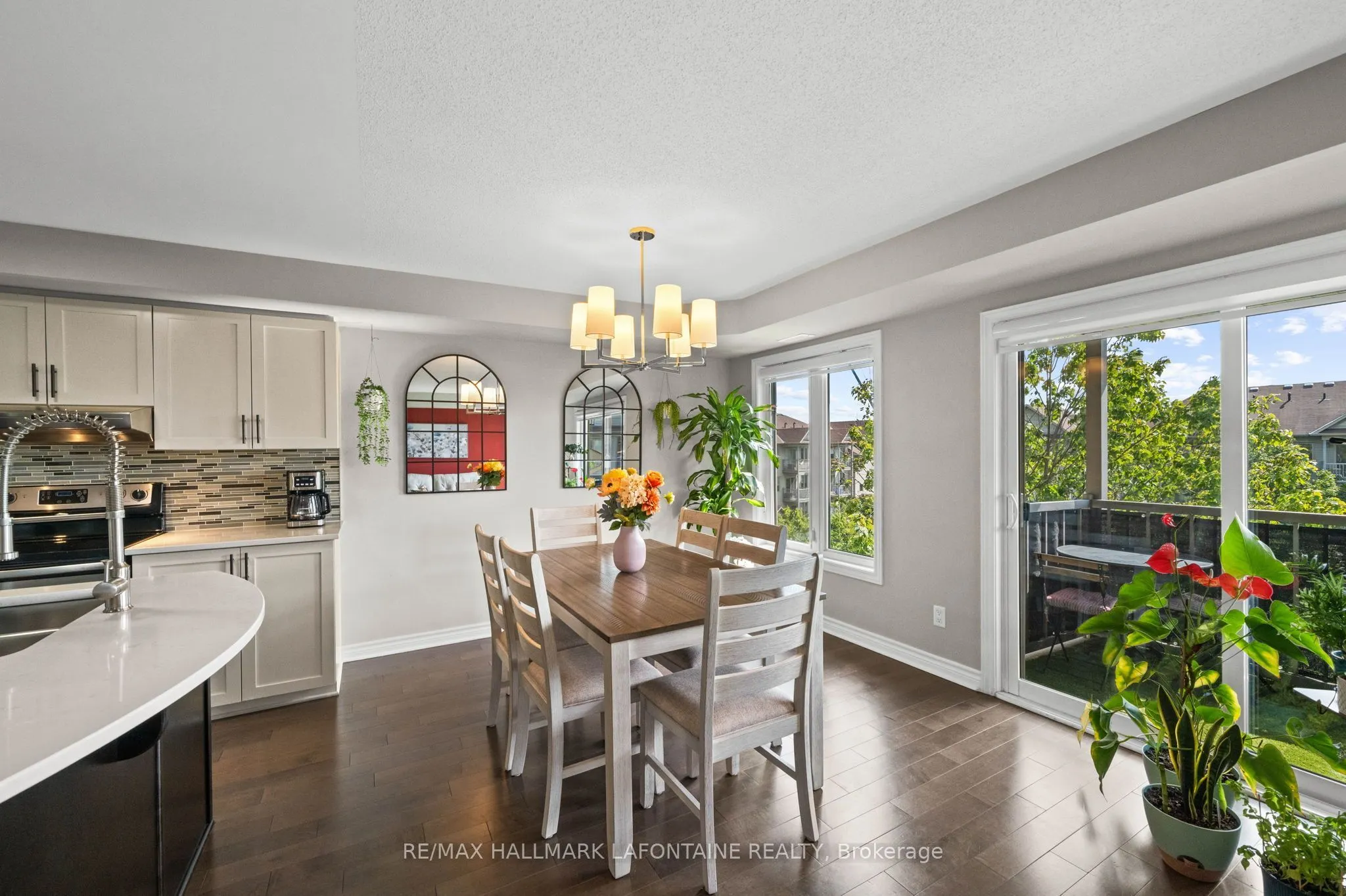 585 Stonefield Private #7