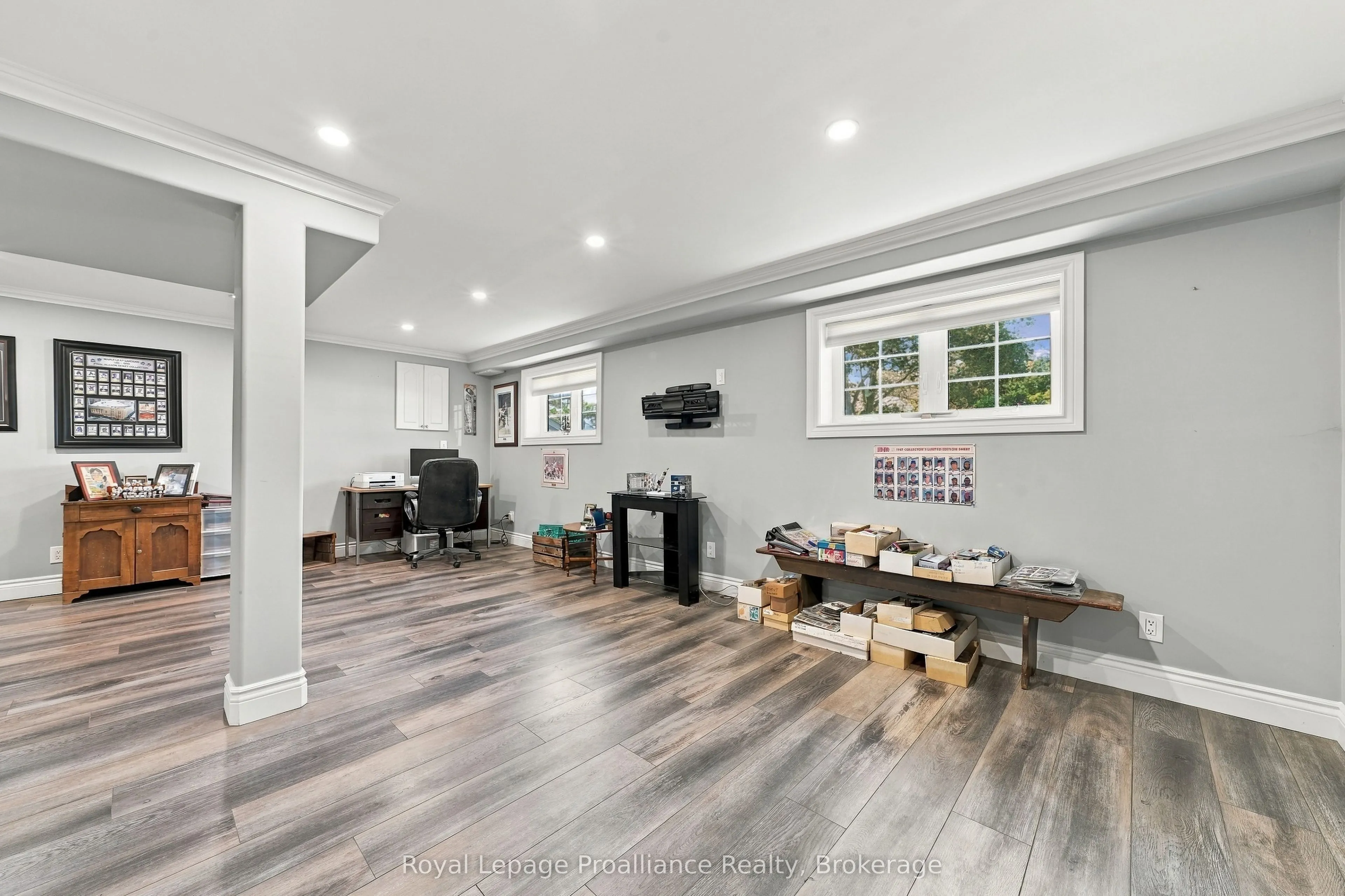 99 Westwind Crescent