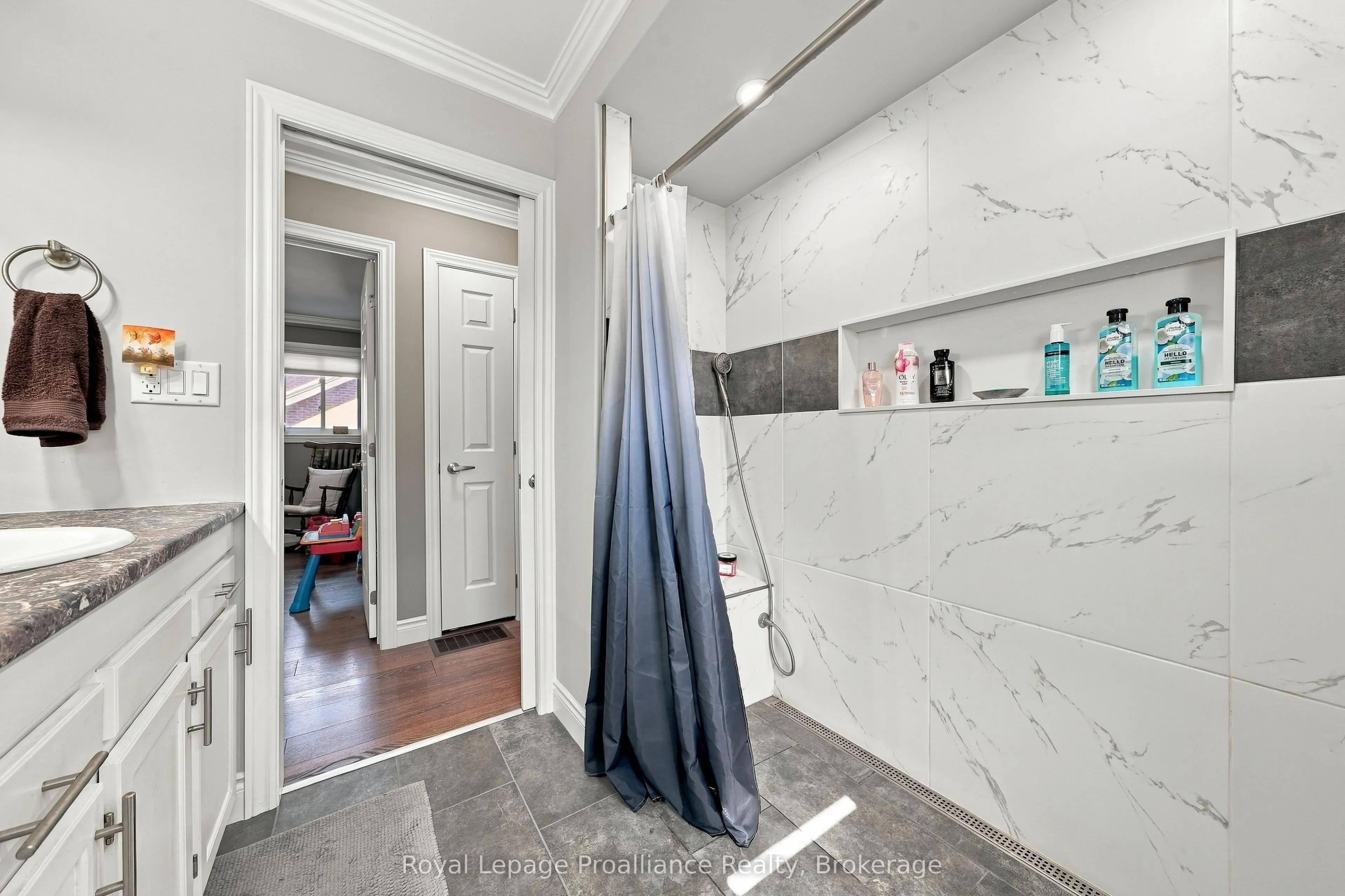 99 Westwind Crescent