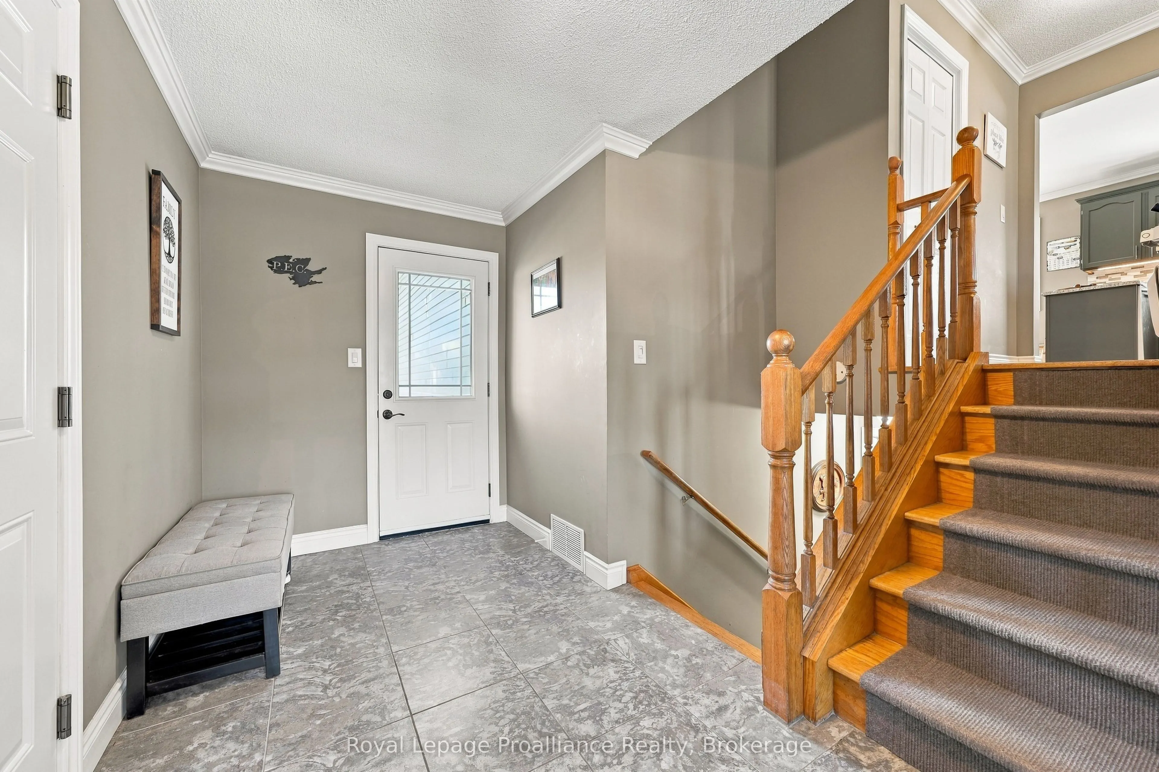 99 Westwind Crescent