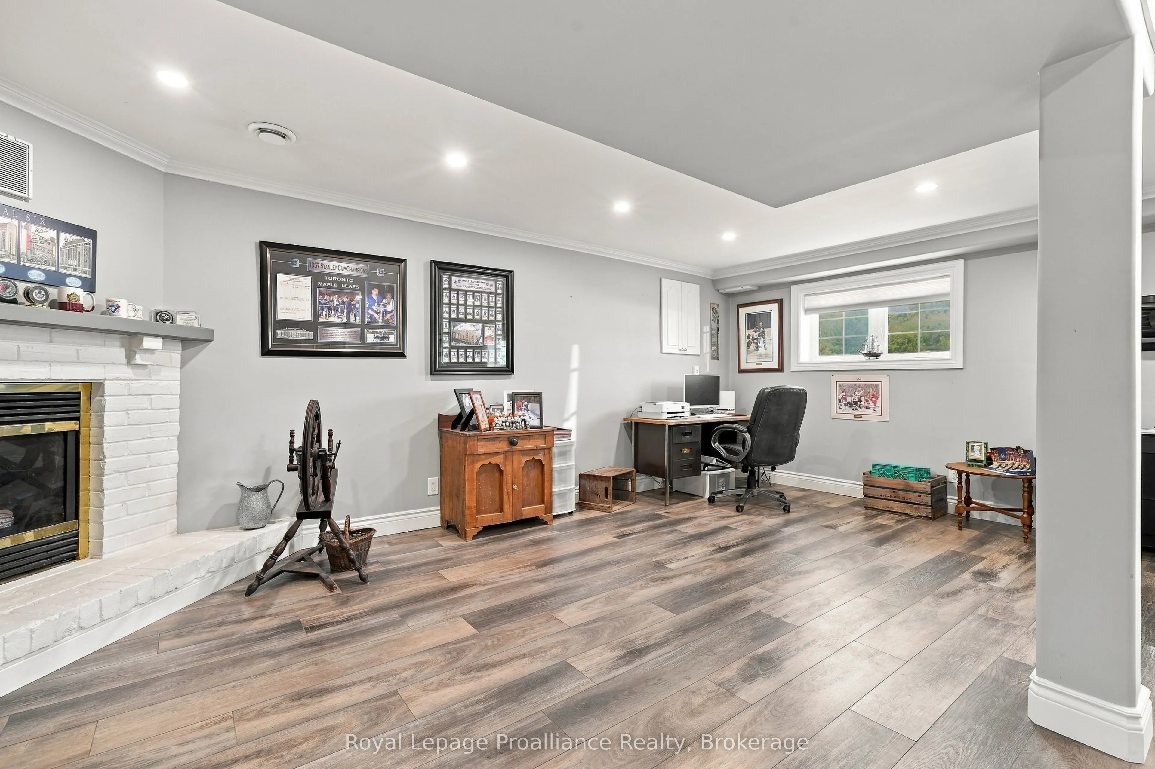 99 Westwind Crescent