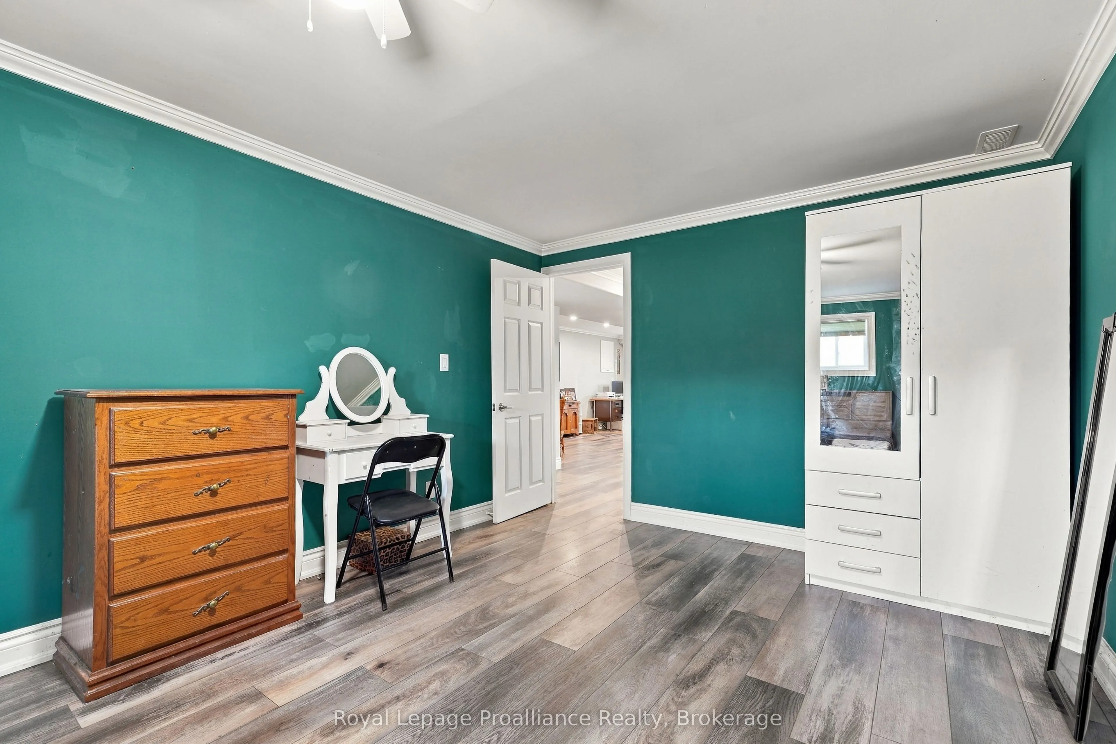 99 Westwind Crescent