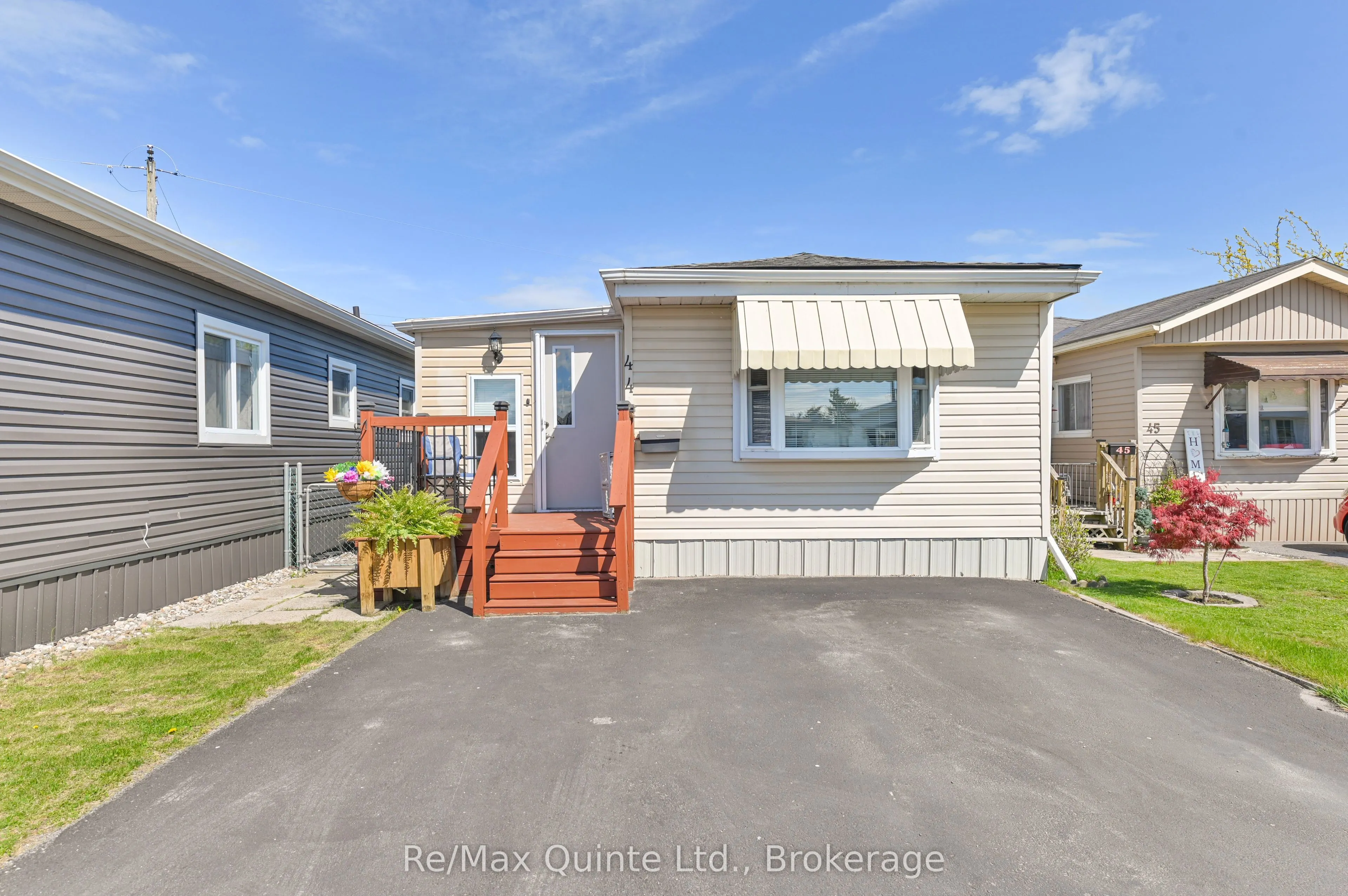 311 Dundas Street #44