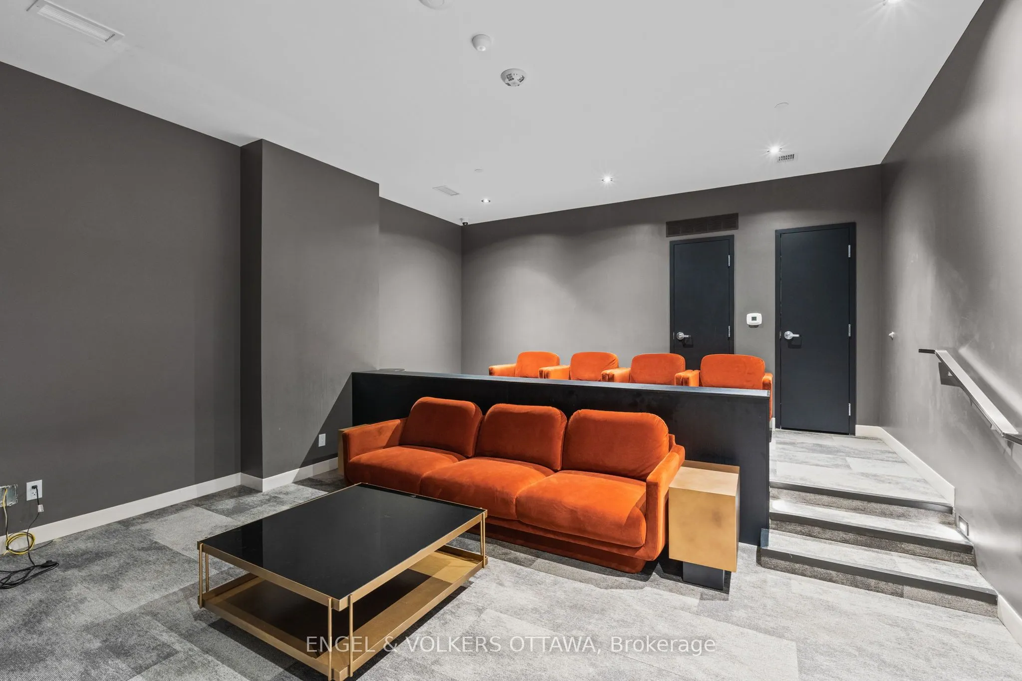 180 George Street #1802