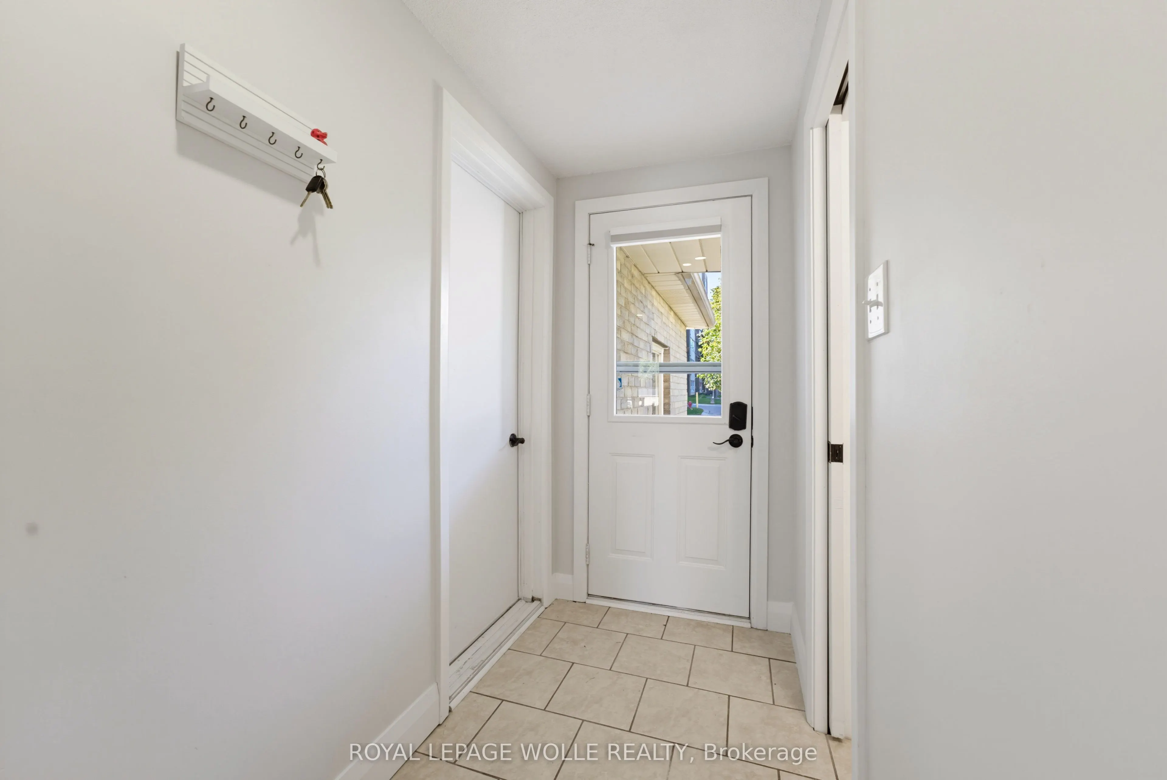 80 Highland Crescent