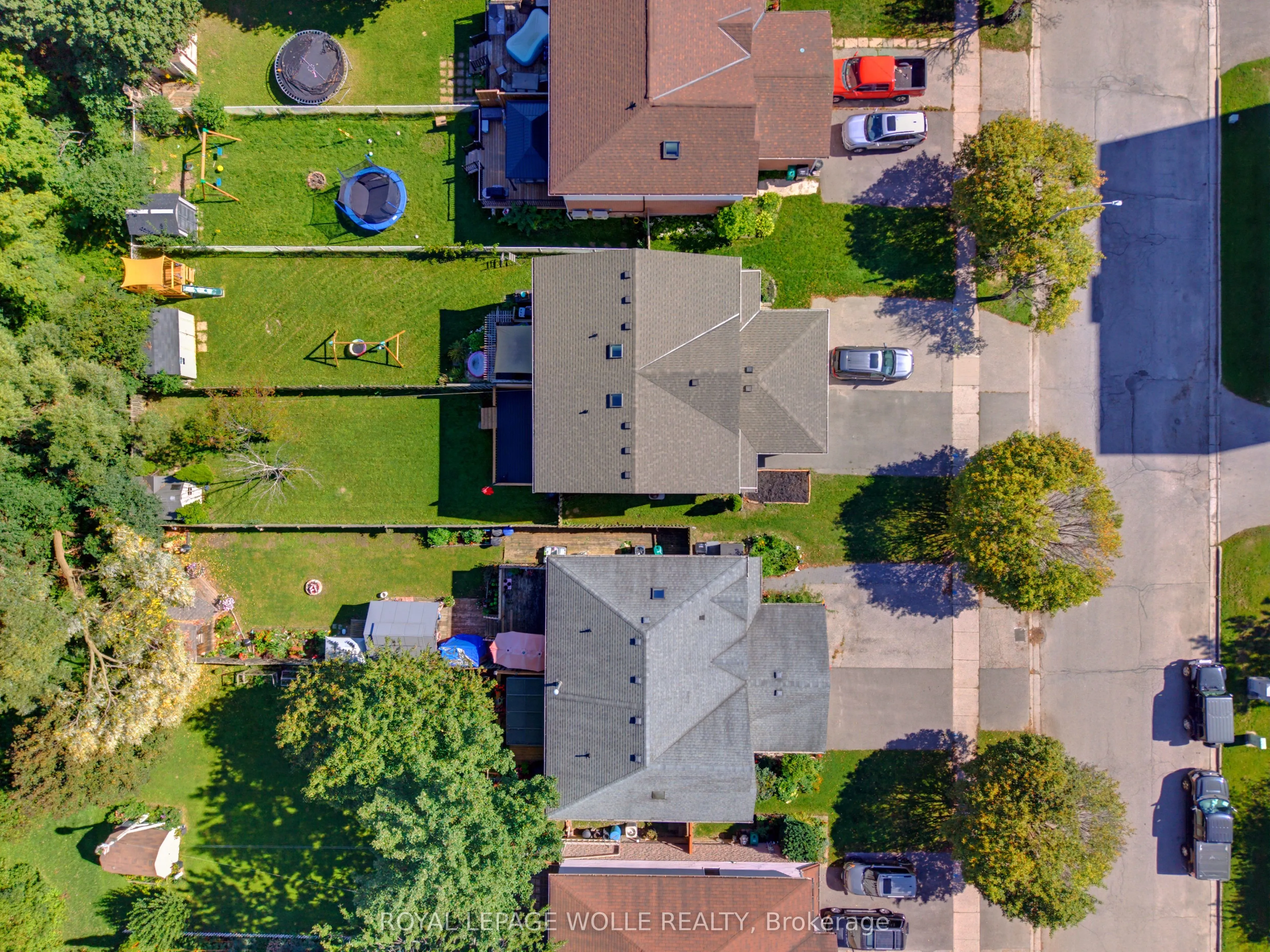 80 Highland Crescent