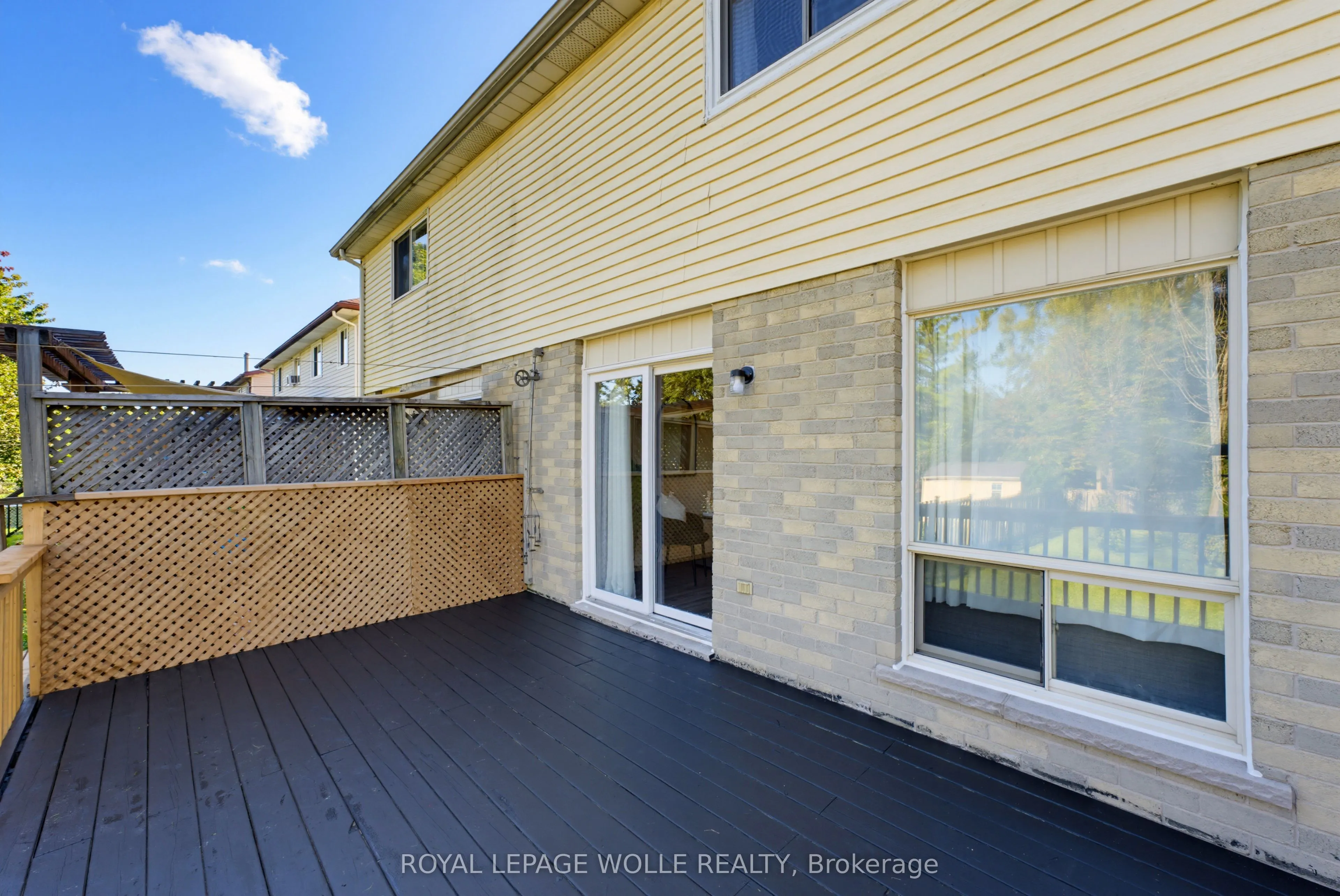 80 Highland Crescent