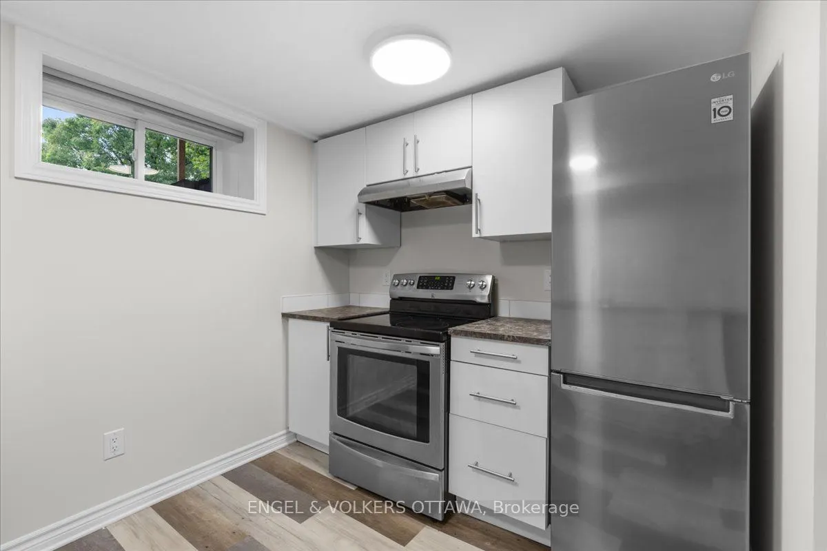 616 Browning Avenue #B