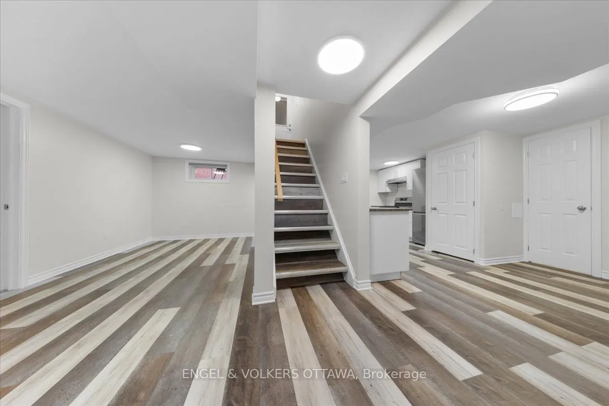 616 Browning Avenue #B