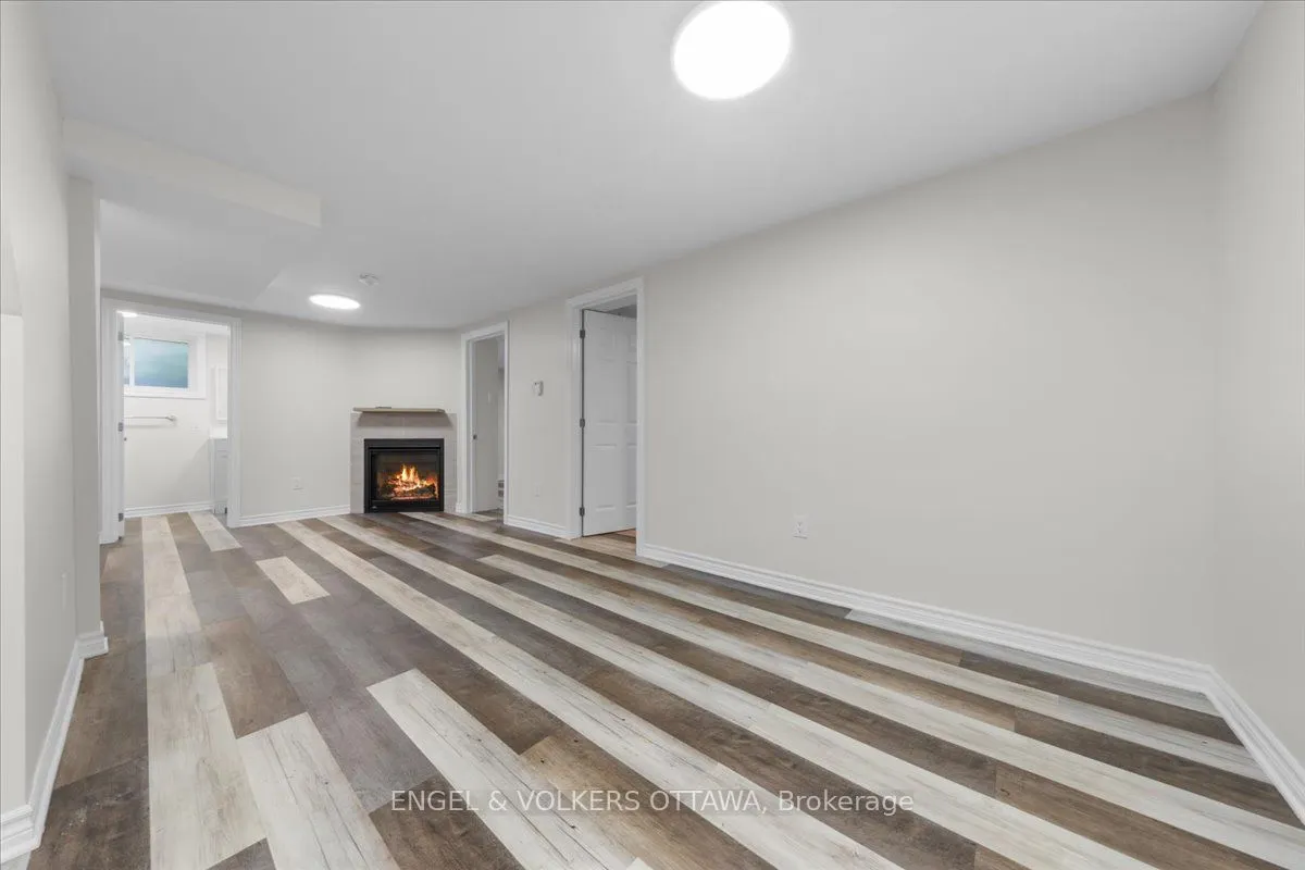 616 Browning Avenue #B