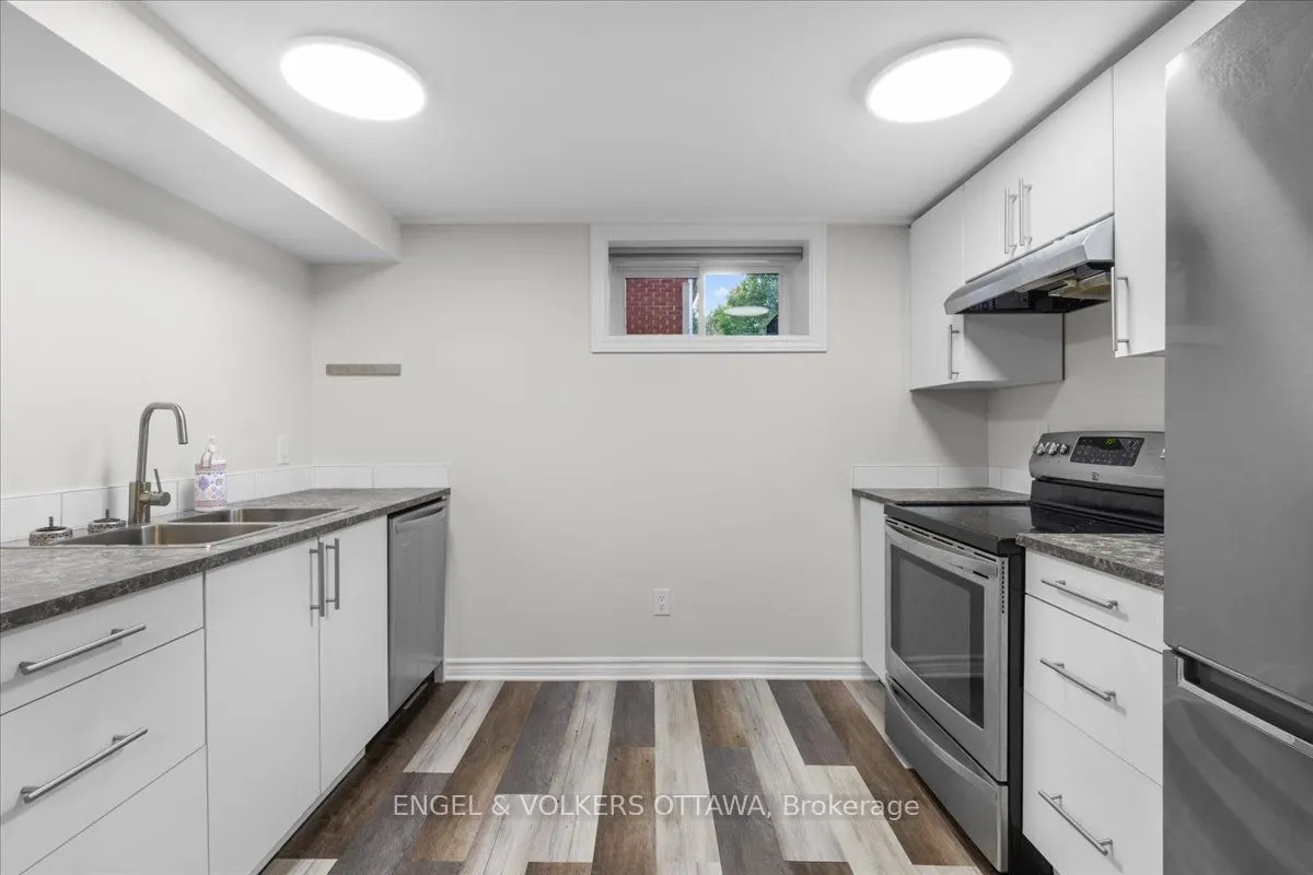 616 Browning Avenue #B