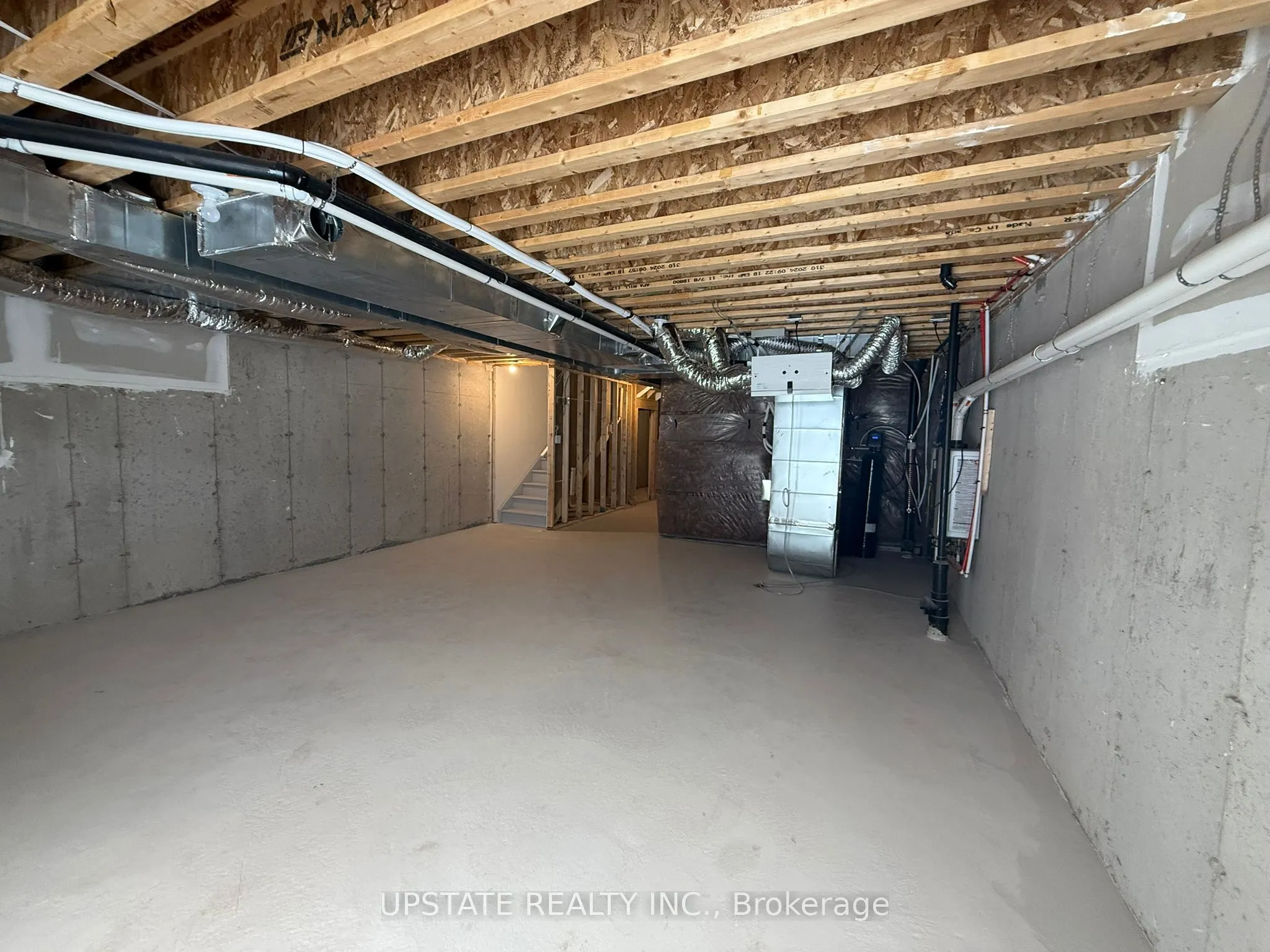 161 Gear Avenue