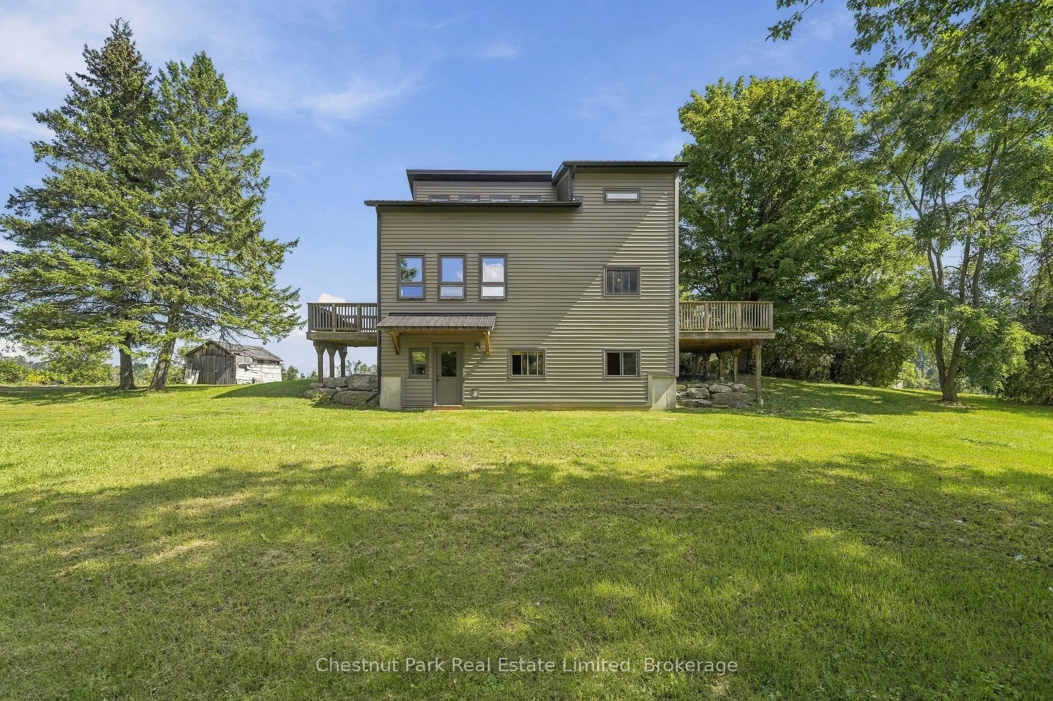36 Gun Club Road