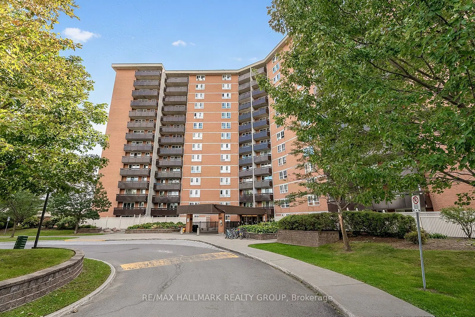 2000 JASMINE Crescent #705