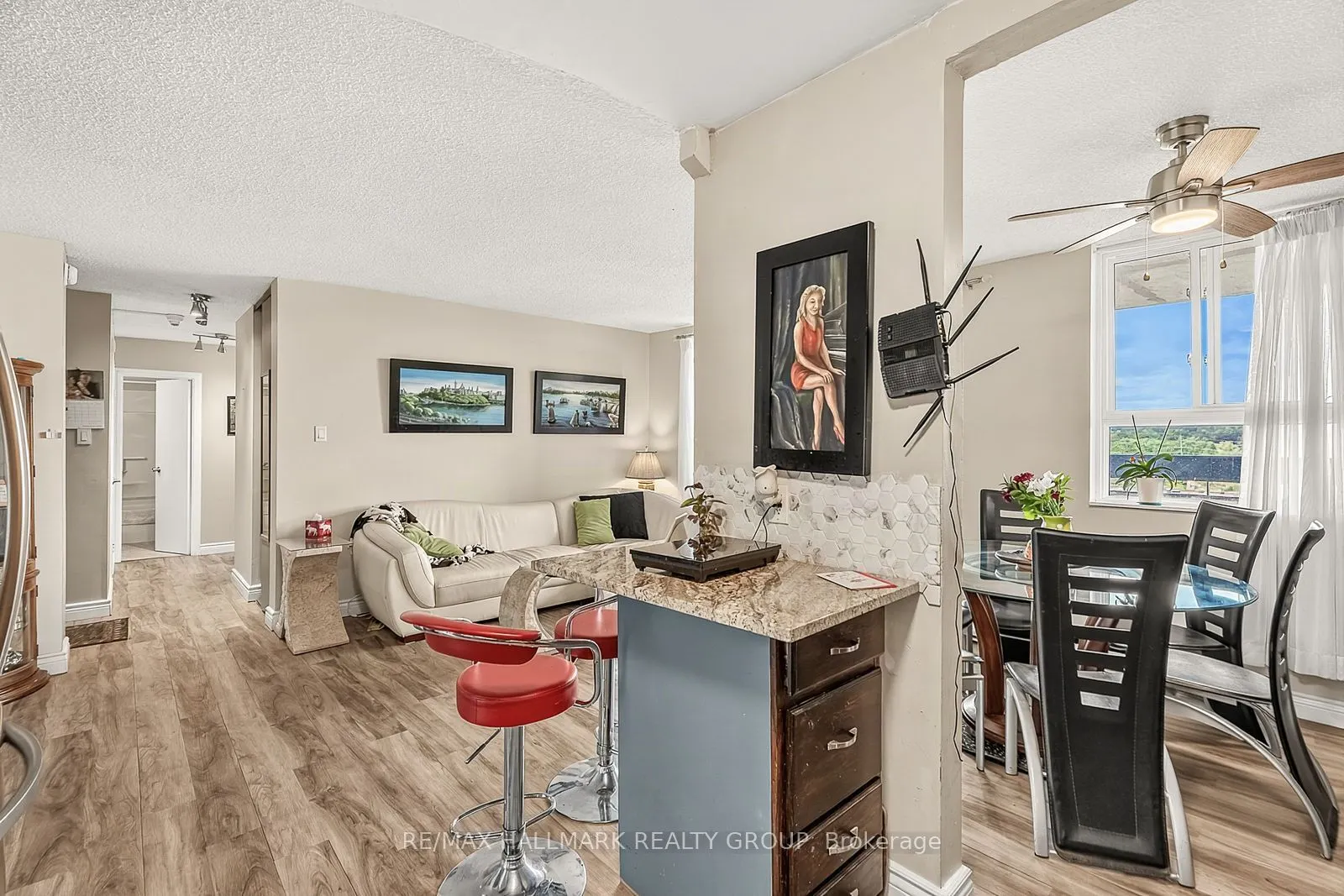 2000 JASMINE Crescent #705