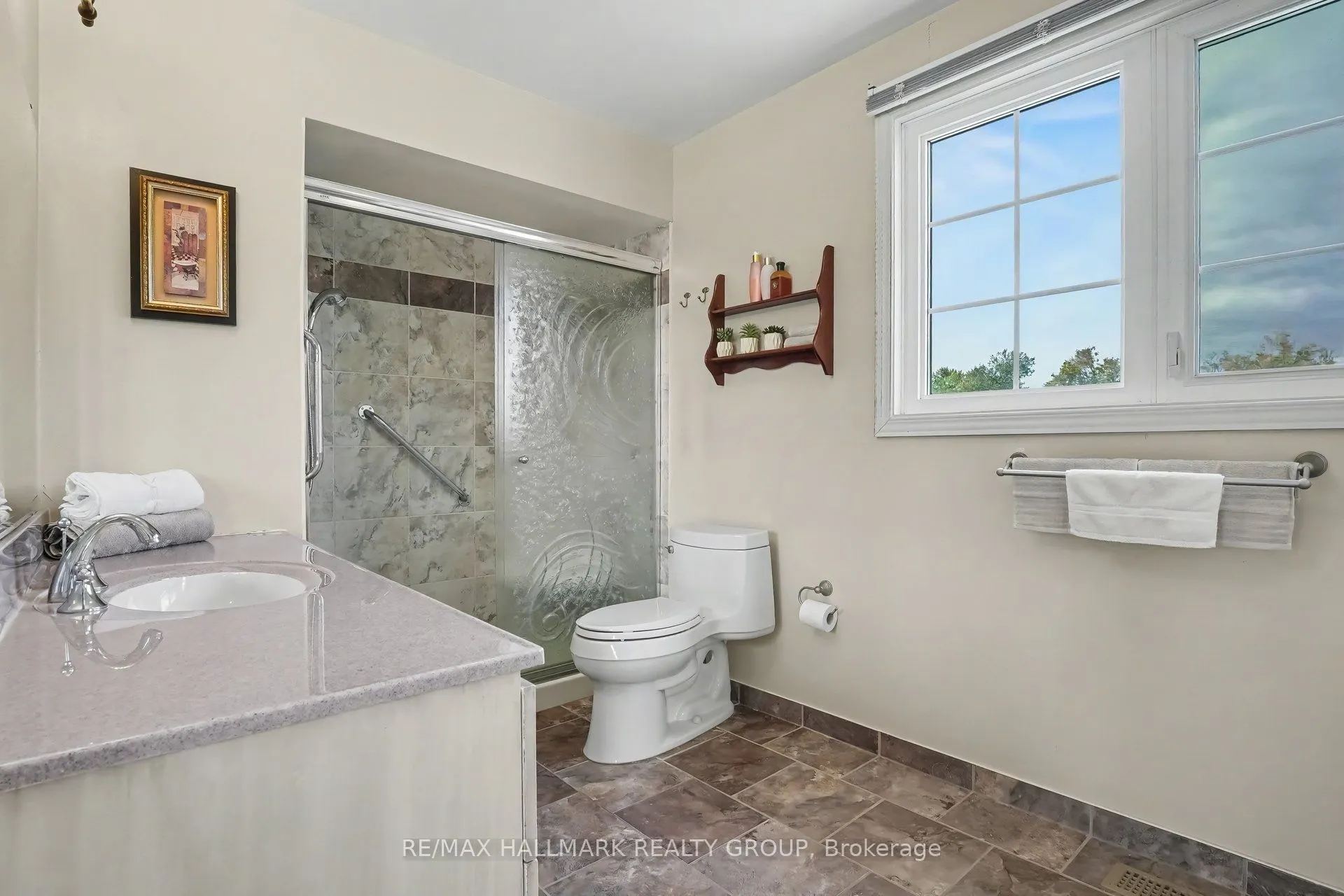 41 Denewood Crescent