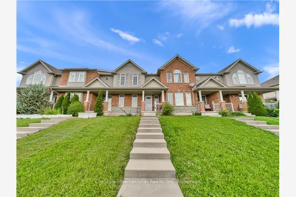 529 Victoria Road N
