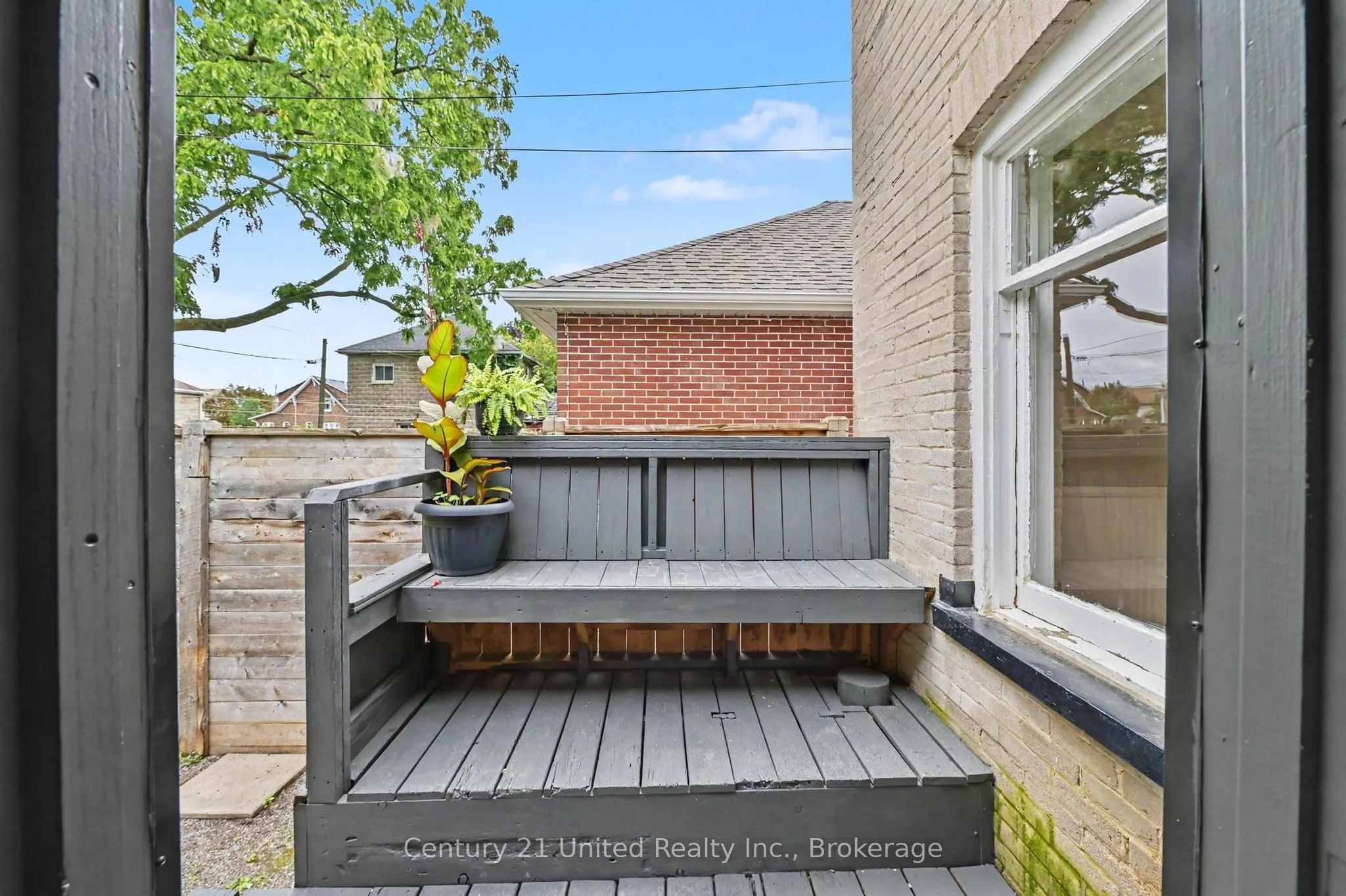 554 Sherbrooke Street
