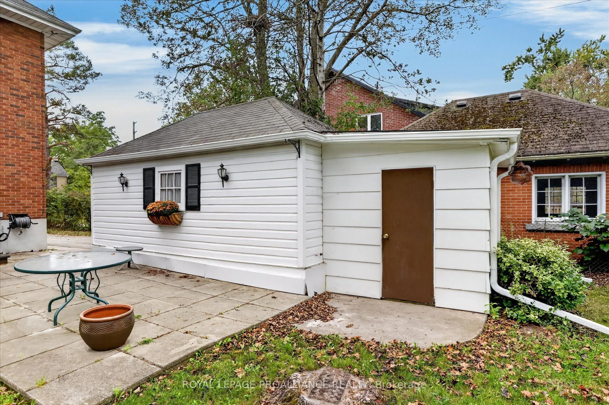 210 Aberdeen Avenue