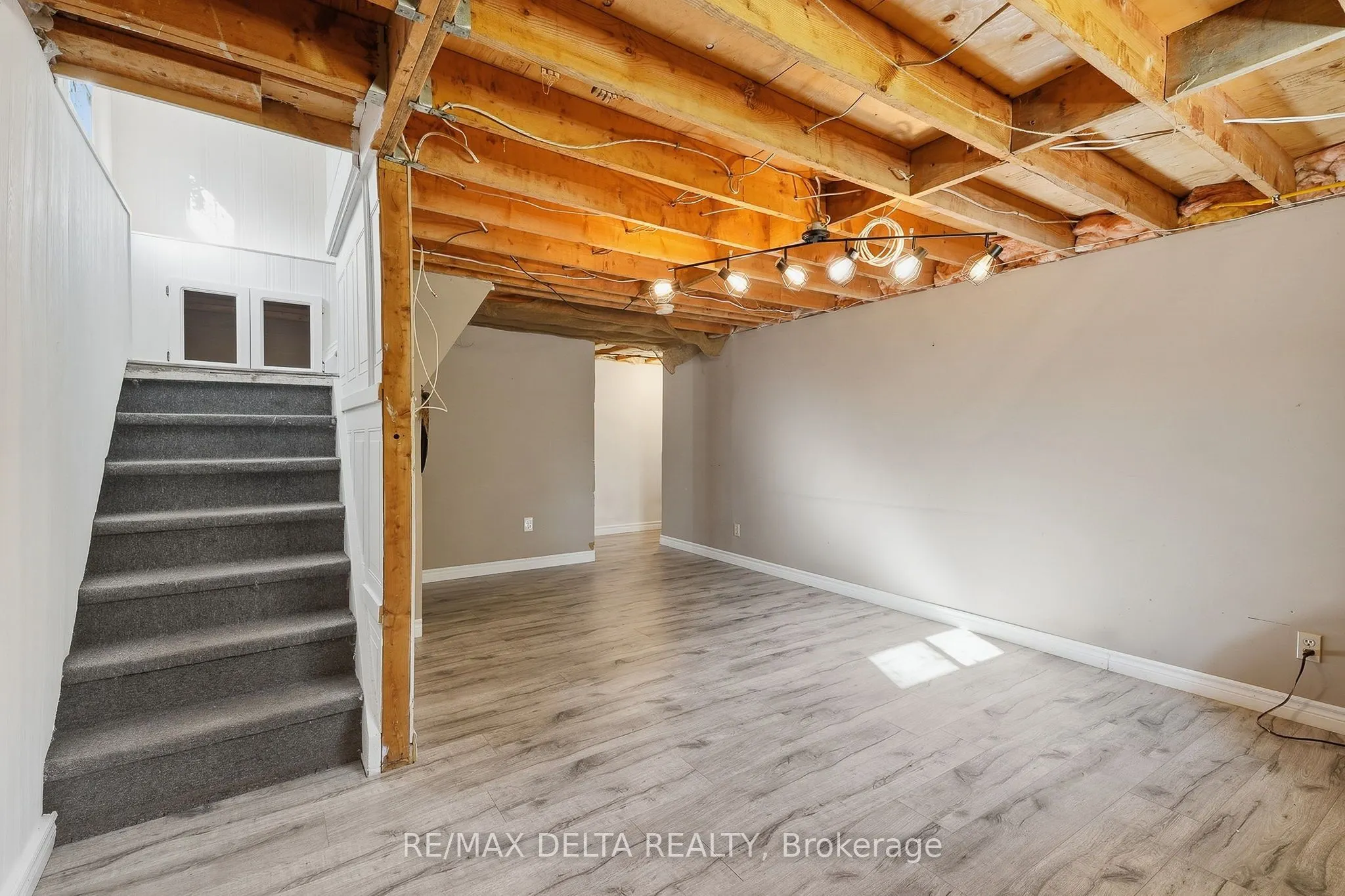 3137 Union Street