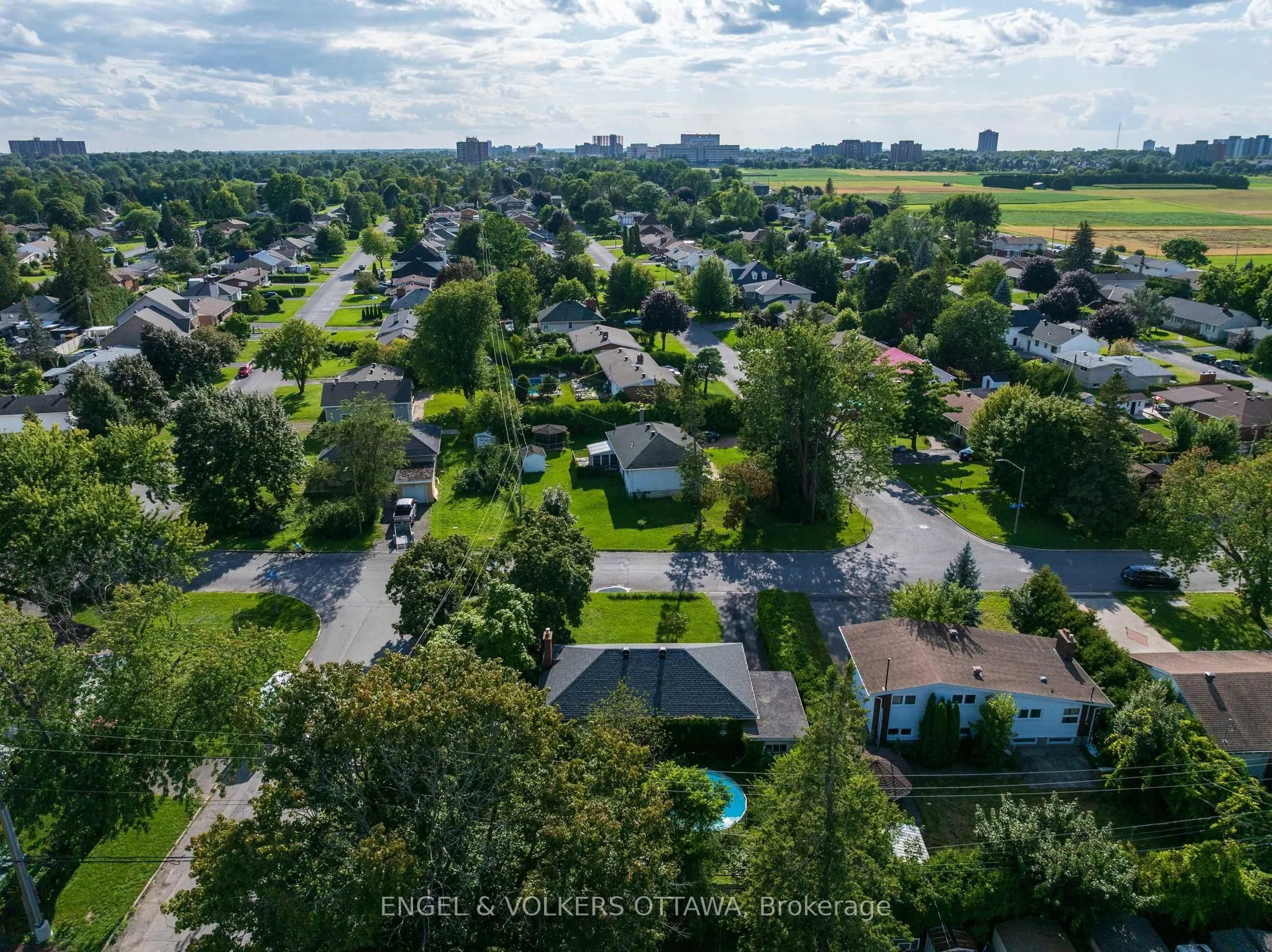 11 Hilliard Avenue