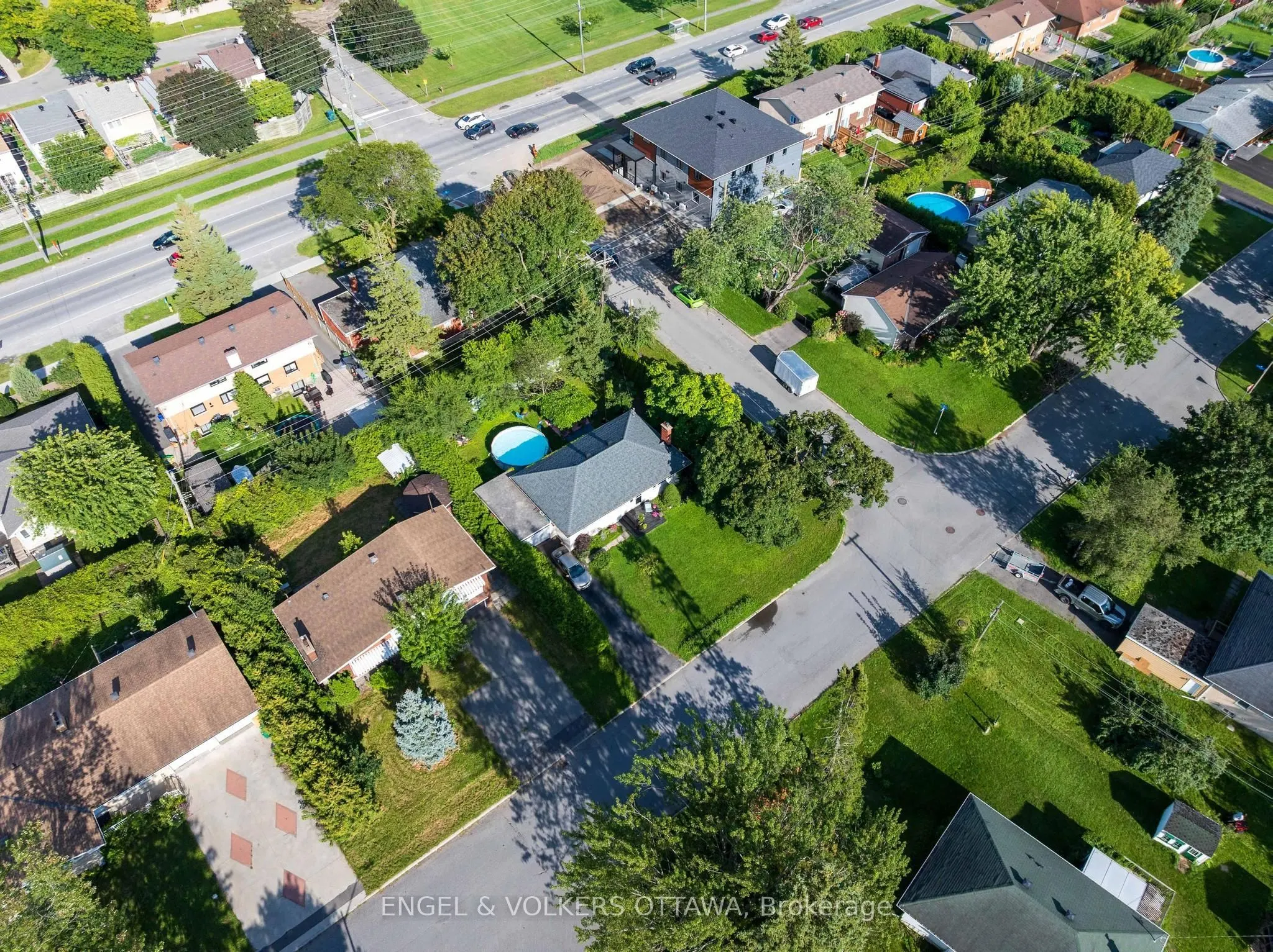 11 Hilliard Avenue