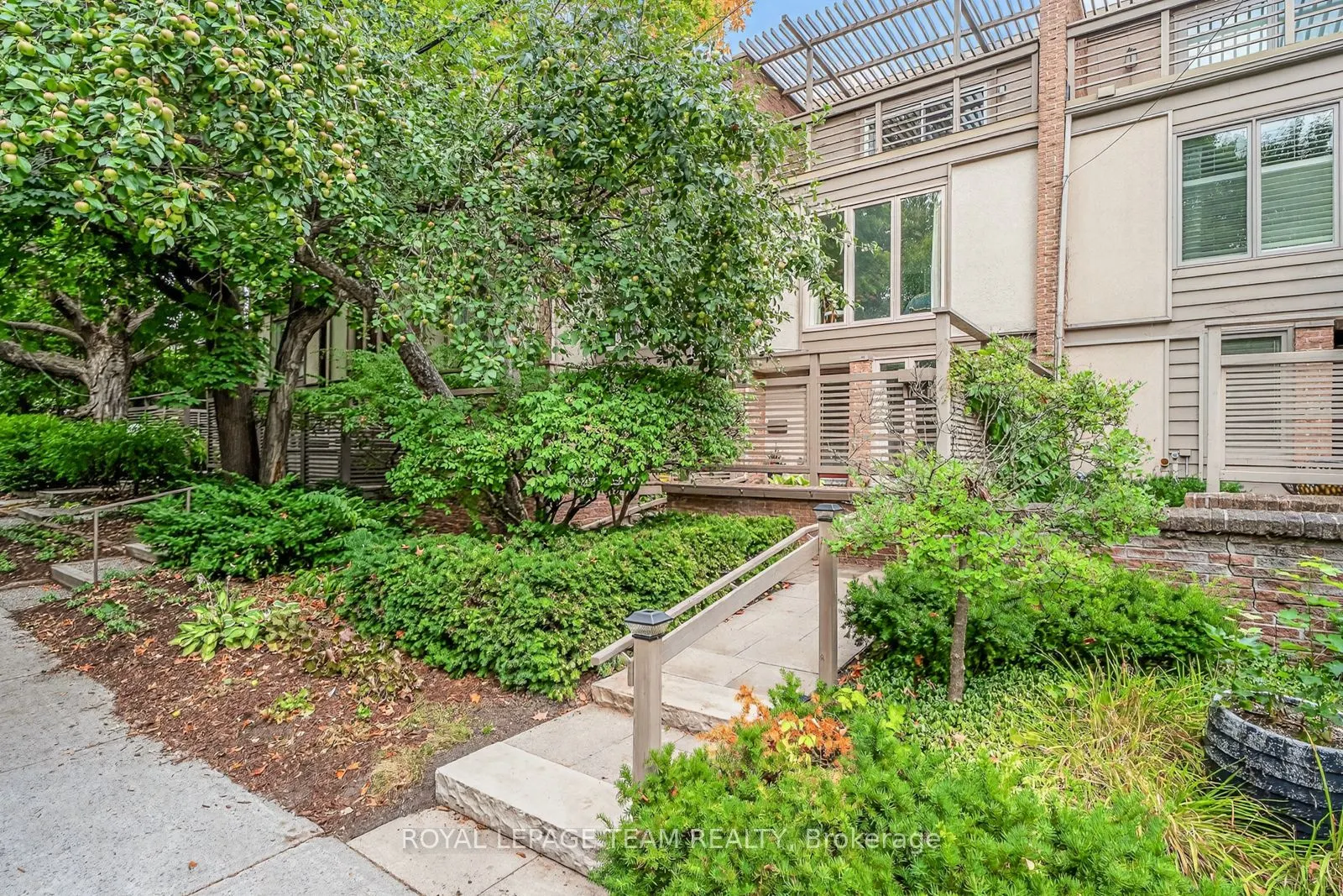 164 Dufferin Road
